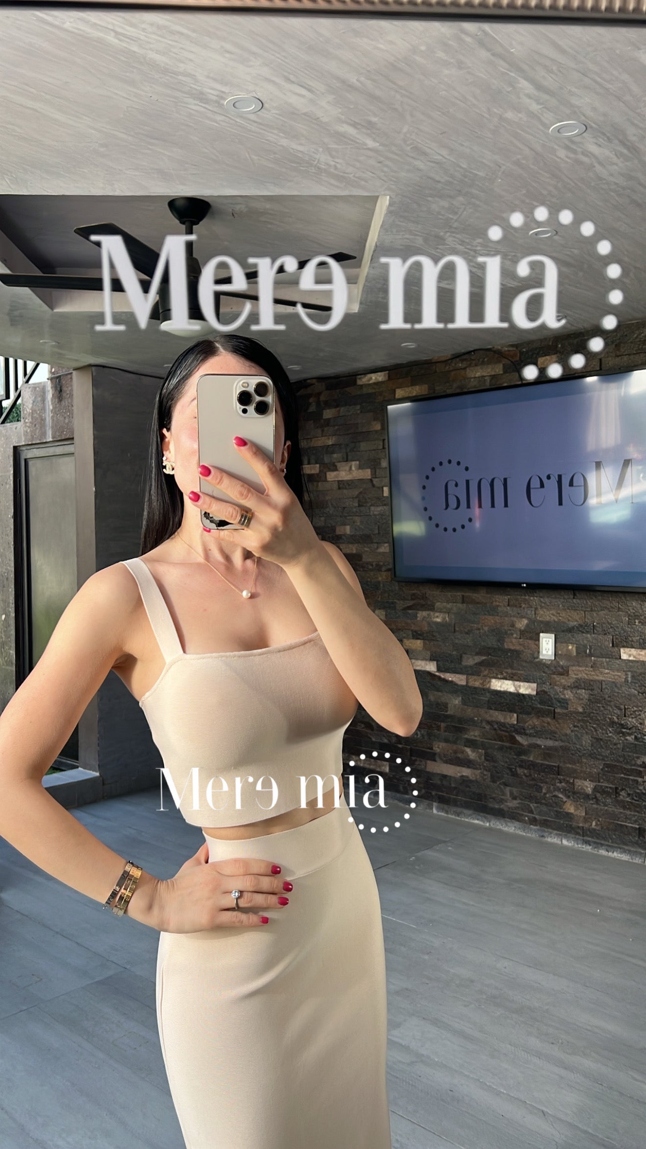 Top beige tirantes