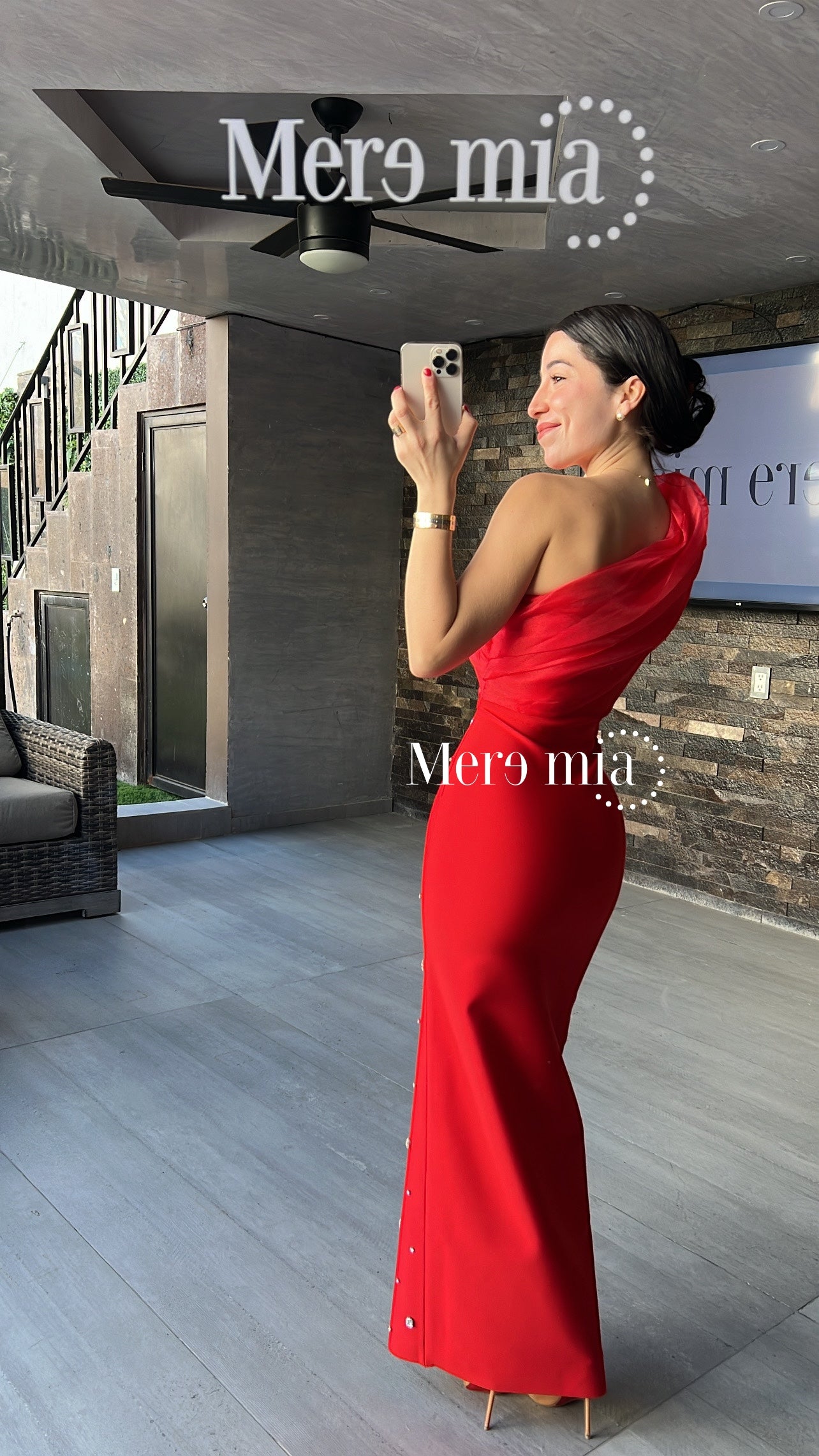 Vestido rojo tul hombro