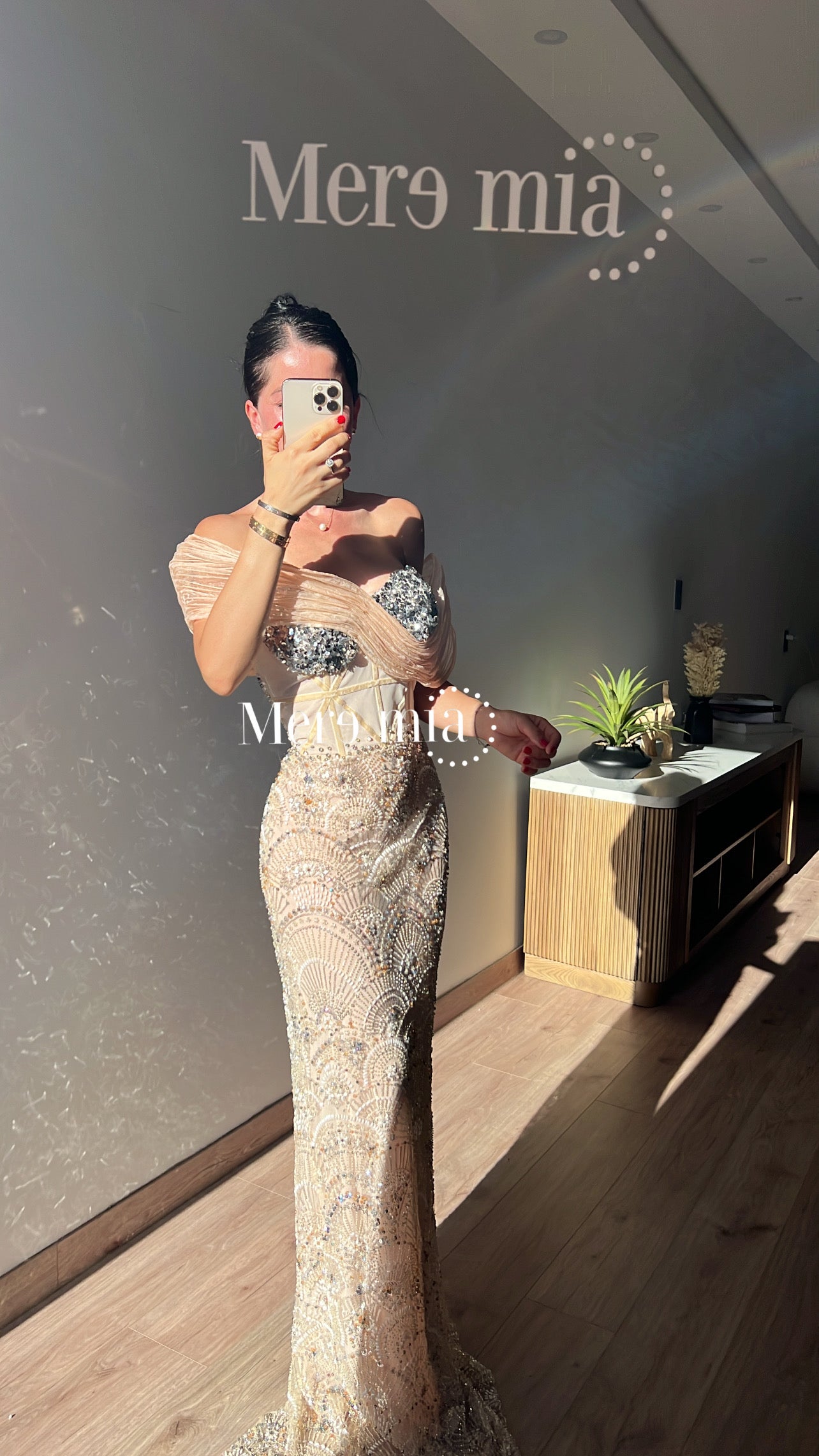 Vestido tul mel hombros