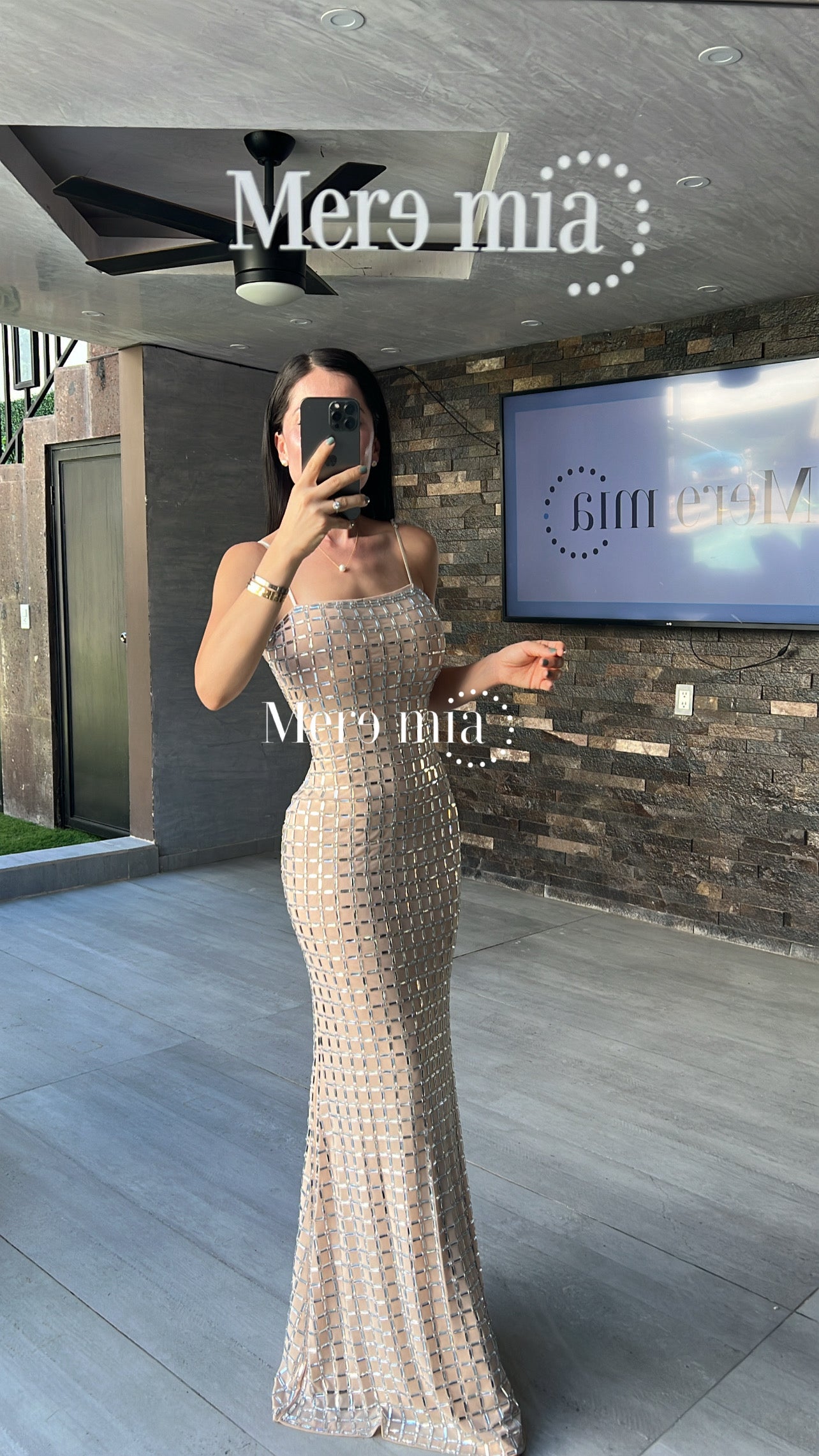 Vestido nude cuadros