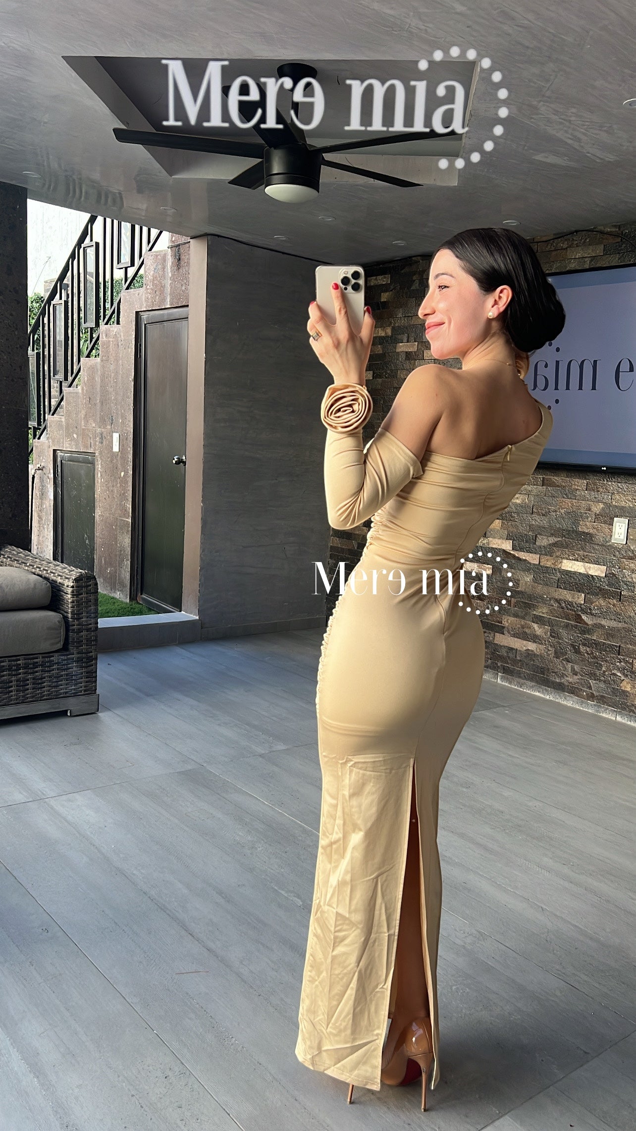 Vestido beige flores
