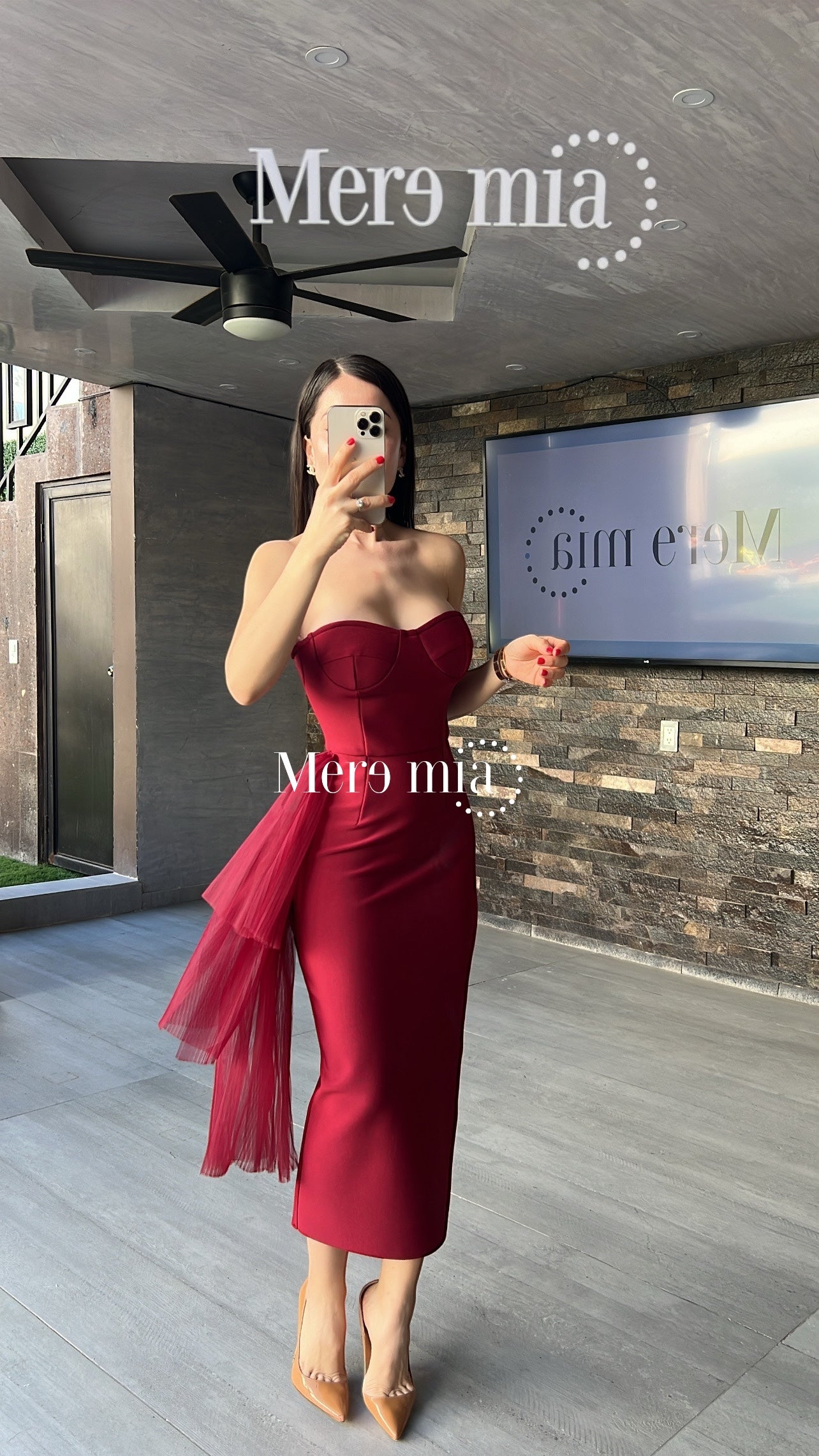 Vestido tinto tul strapp