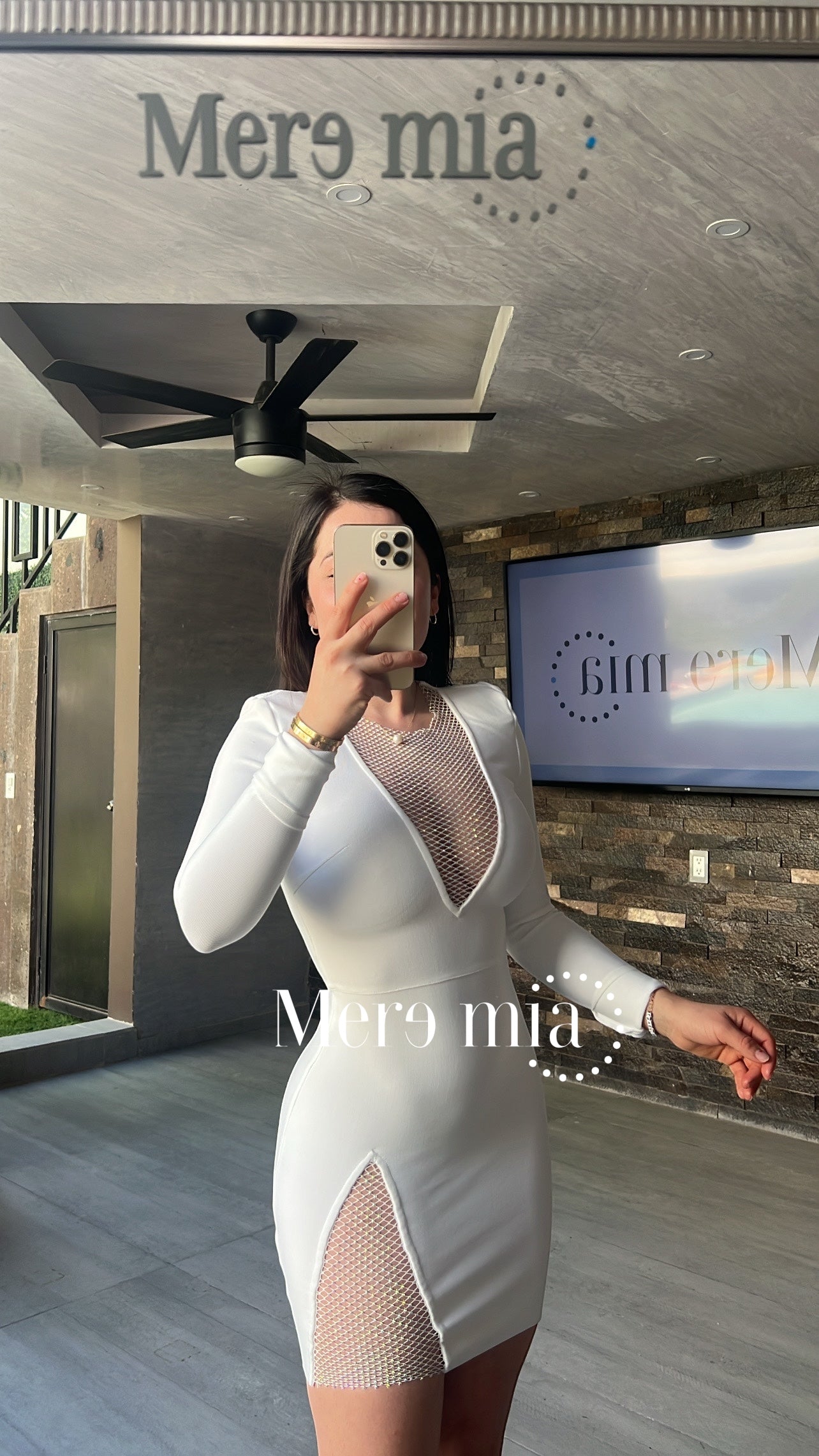 Vestido blanco manga larga brillos