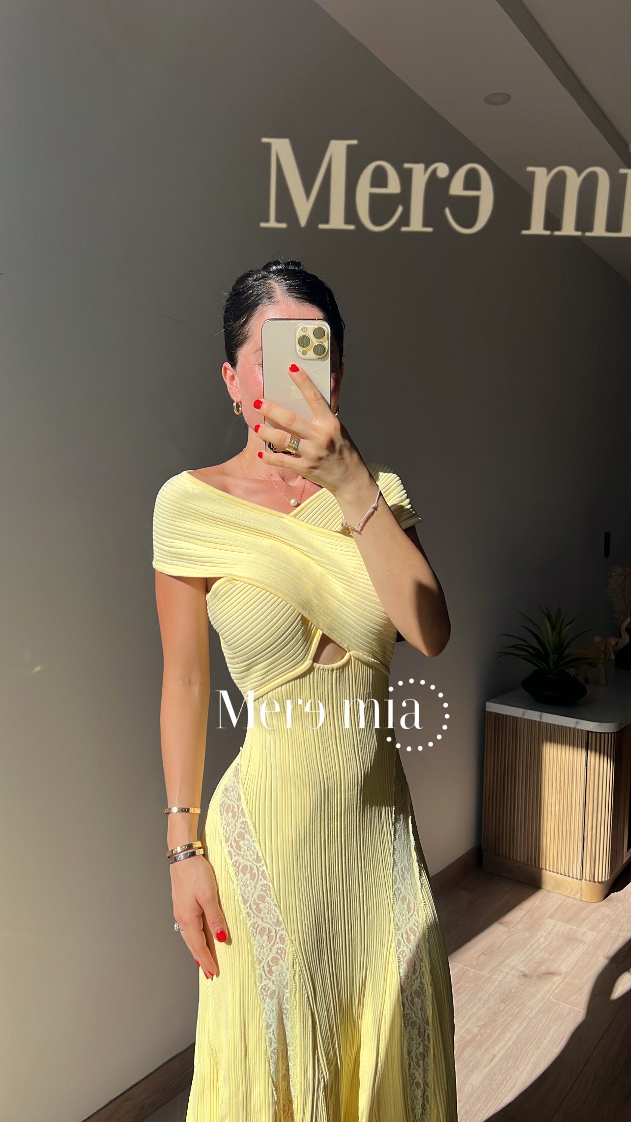 Vestido amarillo olanes