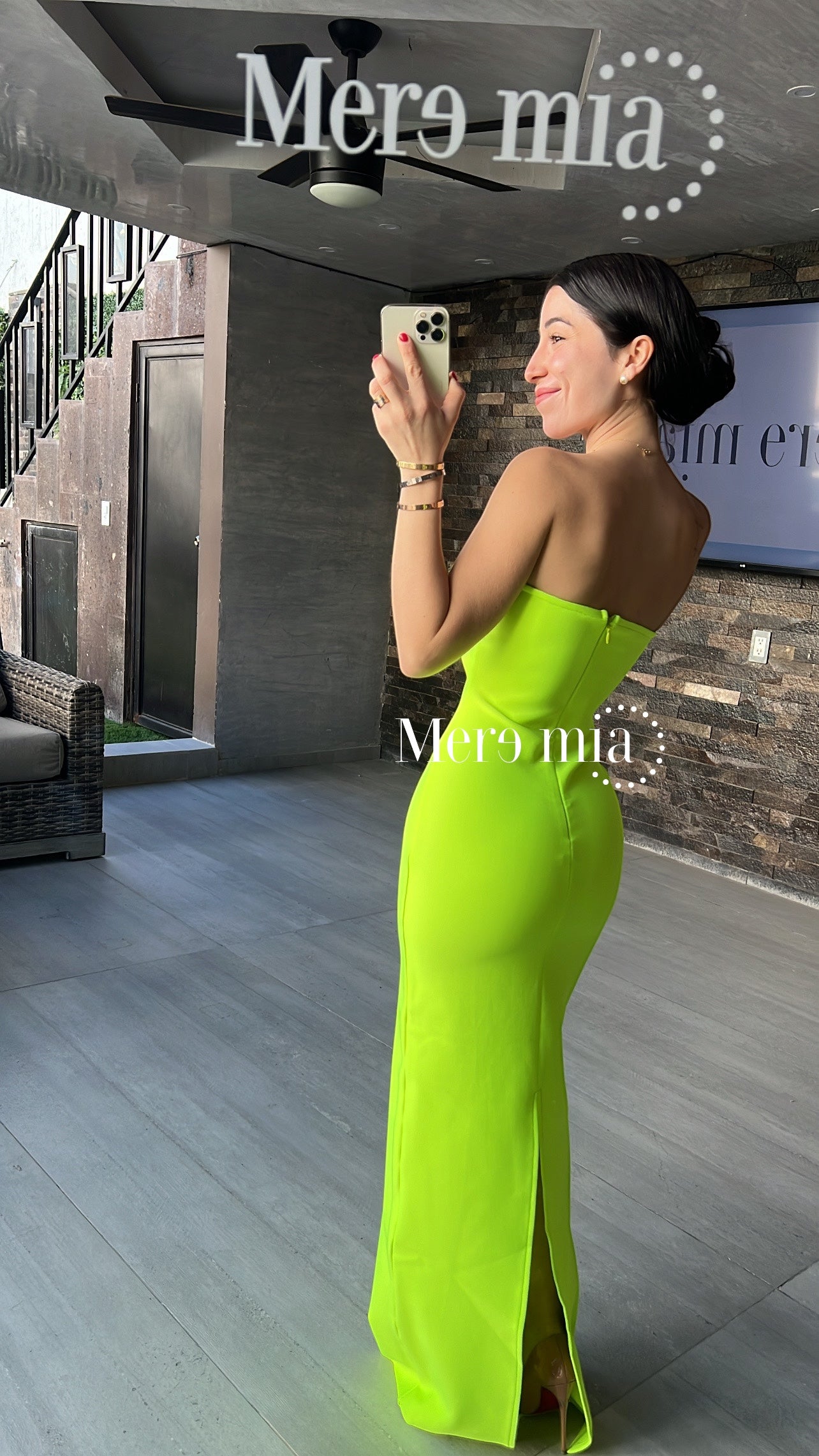 Vestido fosfo strapples liso