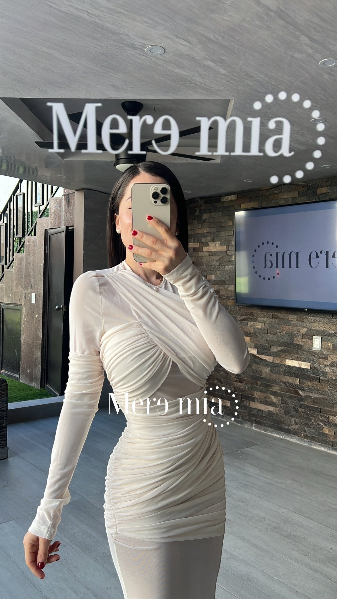 Vestido beige malla