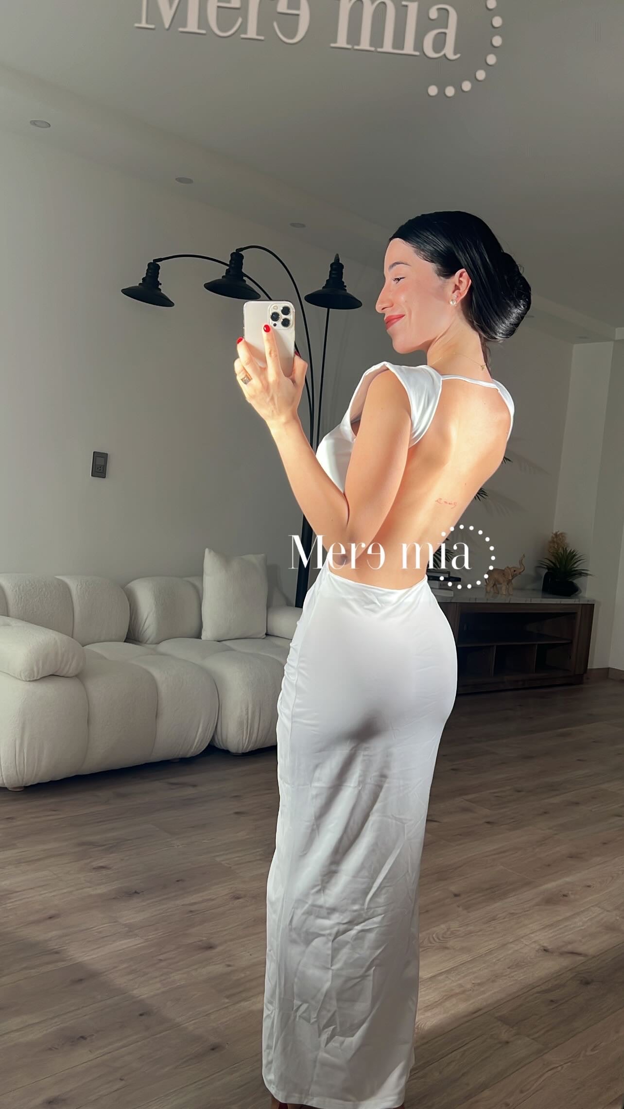 Vestido blanco stretch escote en V y espalda
