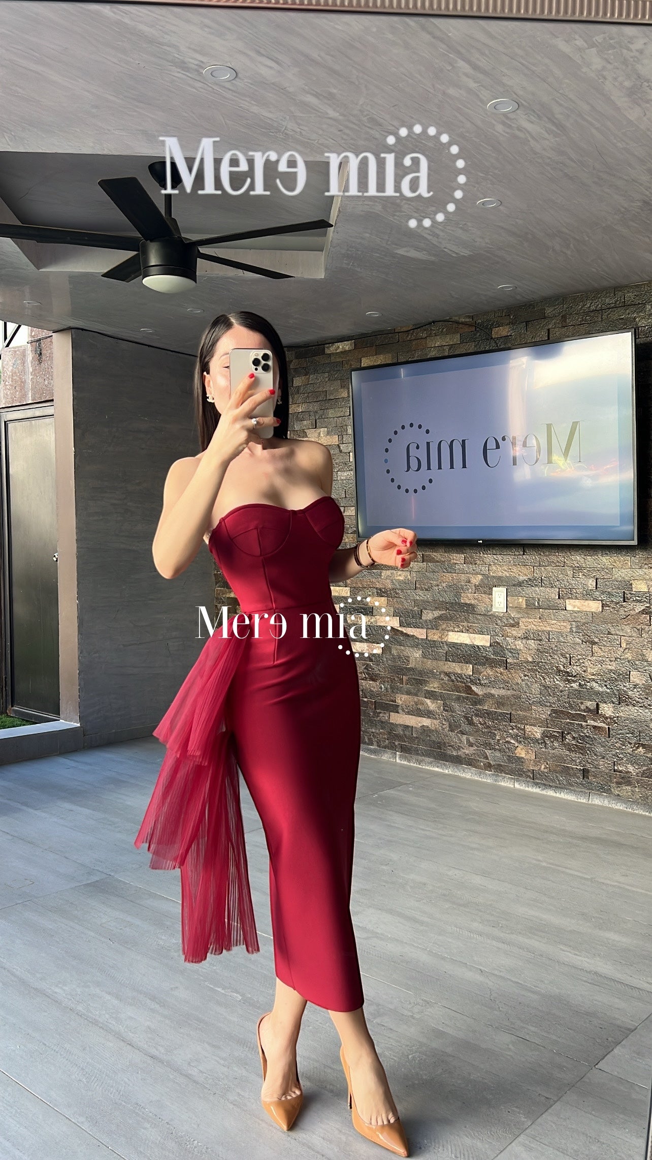 Vestido tinto tul strapp