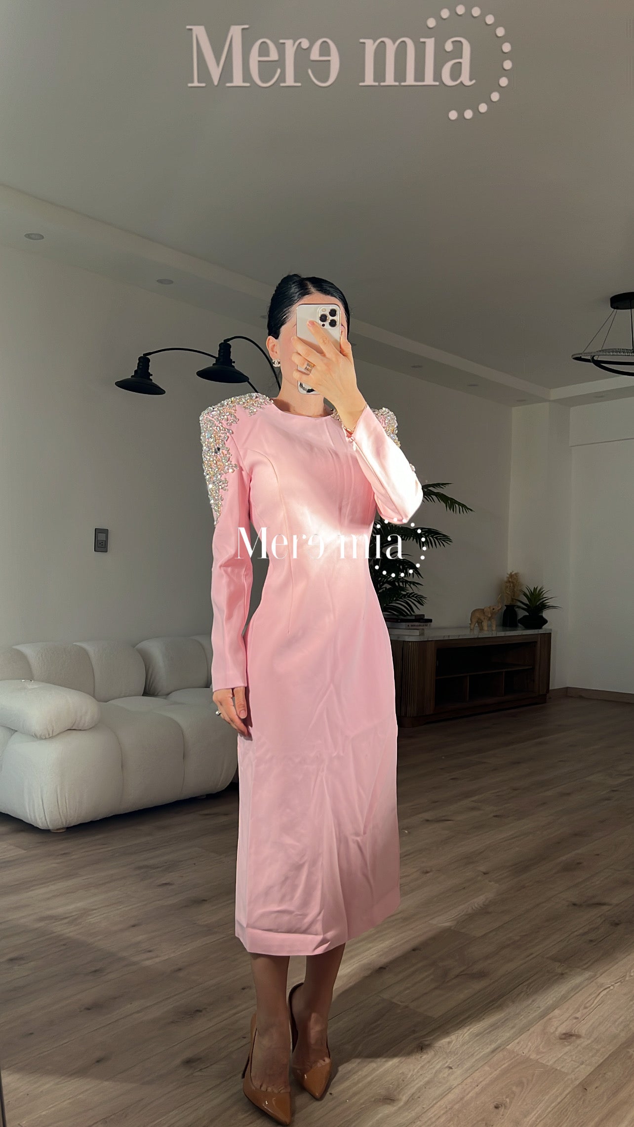 Vestido rosa apl hombros