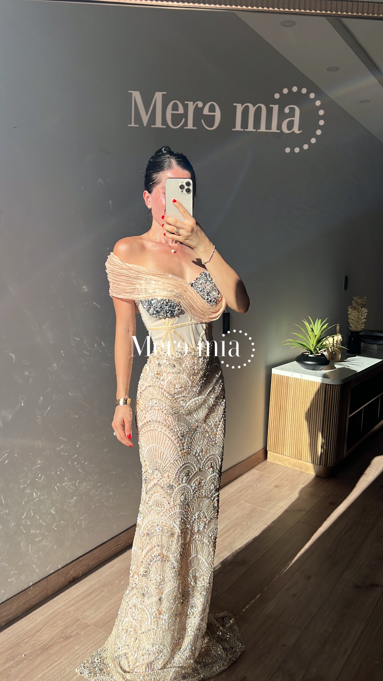 Vestido tul mel hombros
