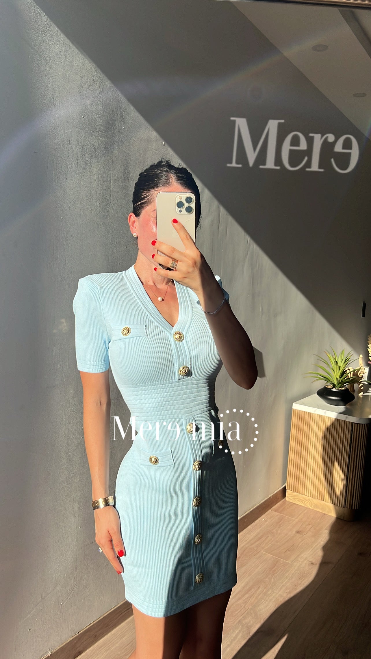 Vestido azul botones V