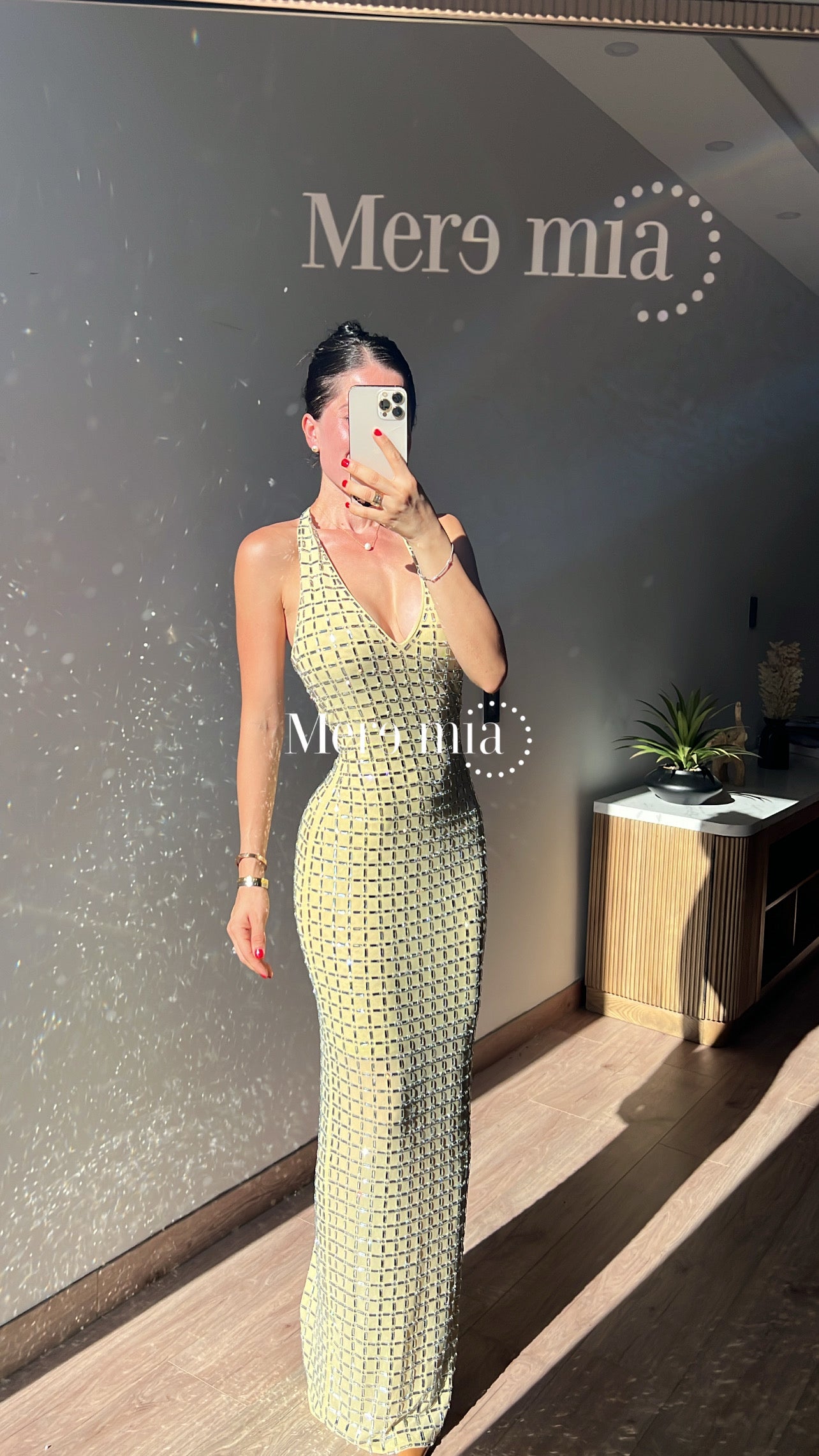 Vestido am halter cuad