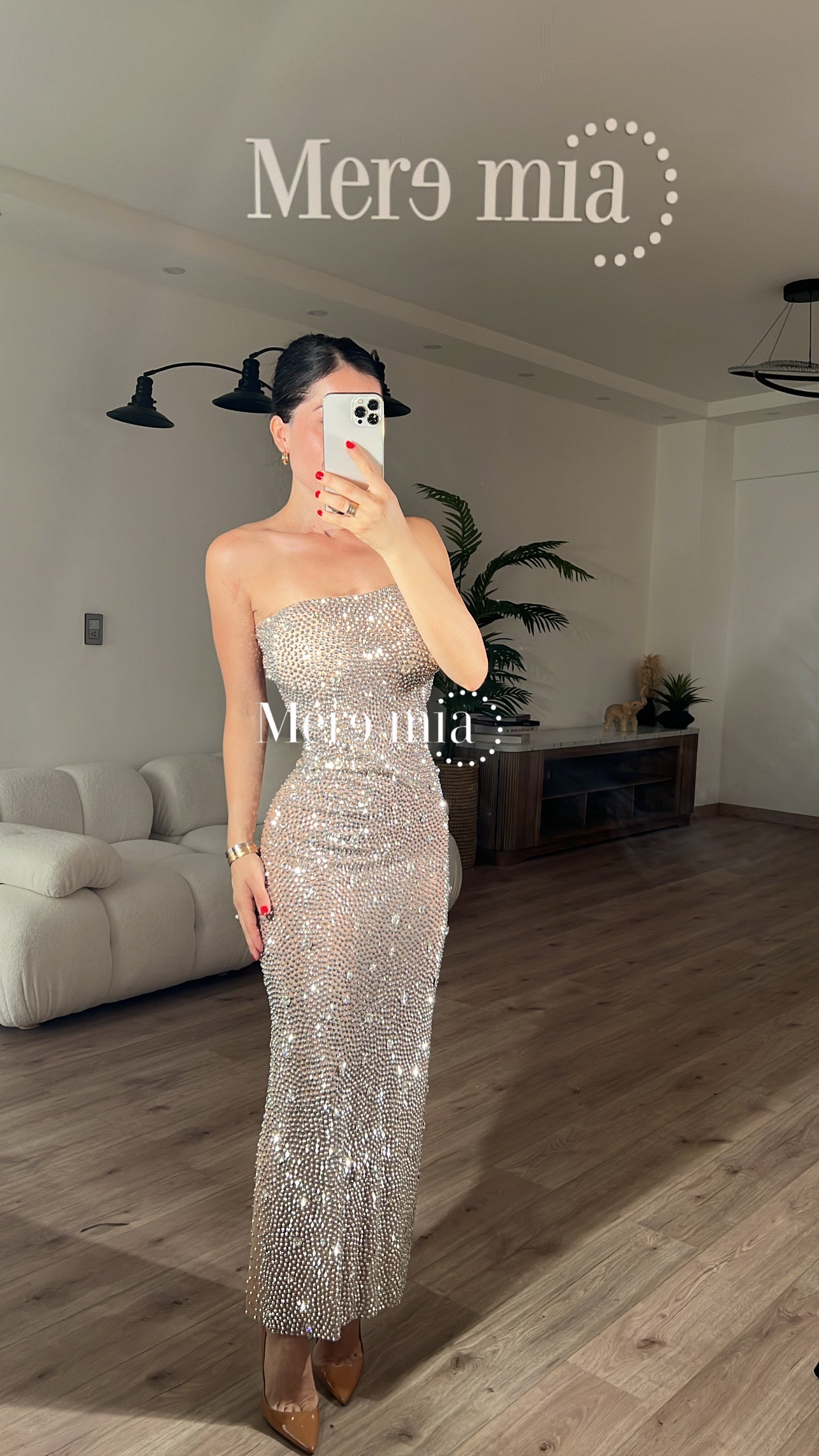Vestido nude puntos