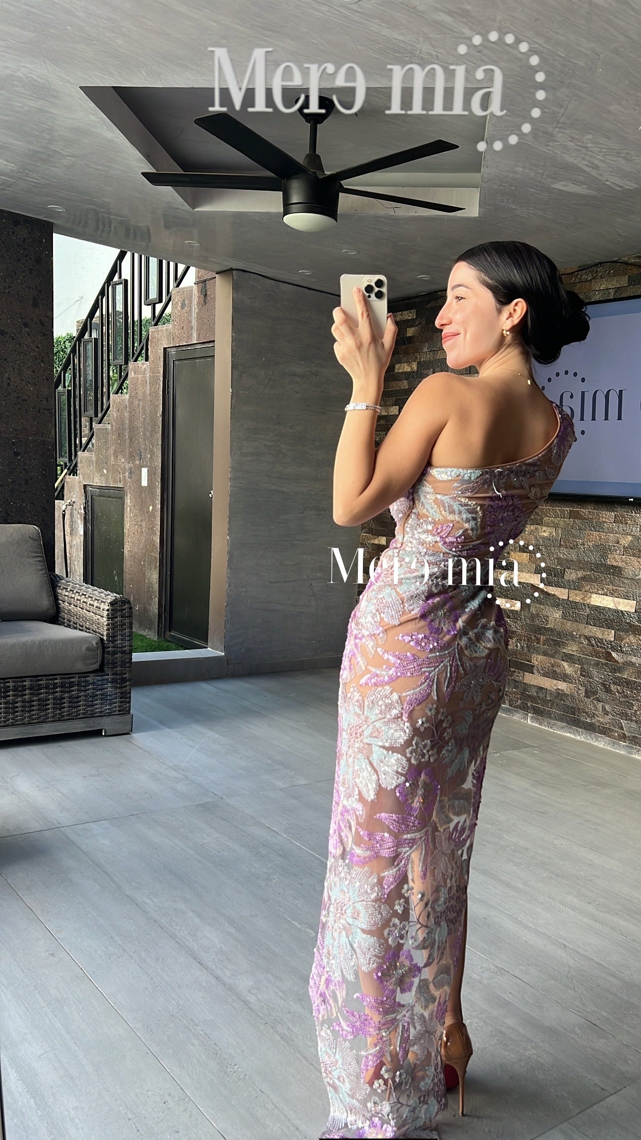 Vestido lila flores bordado hombro
