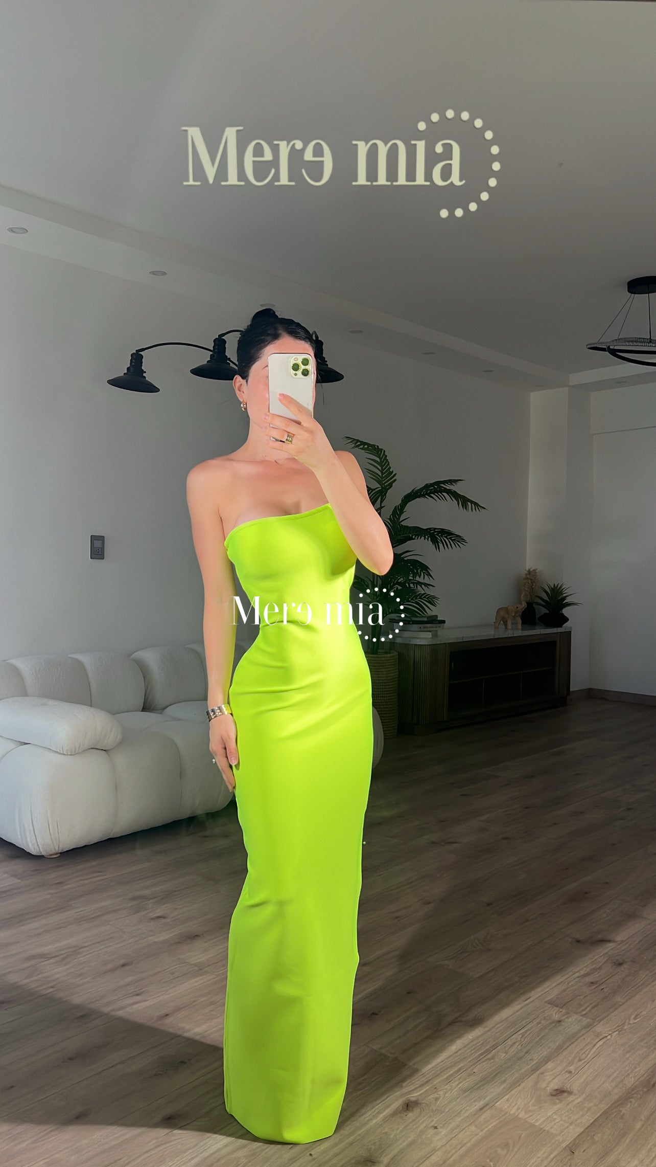 Vestido fosfo strapples liso
