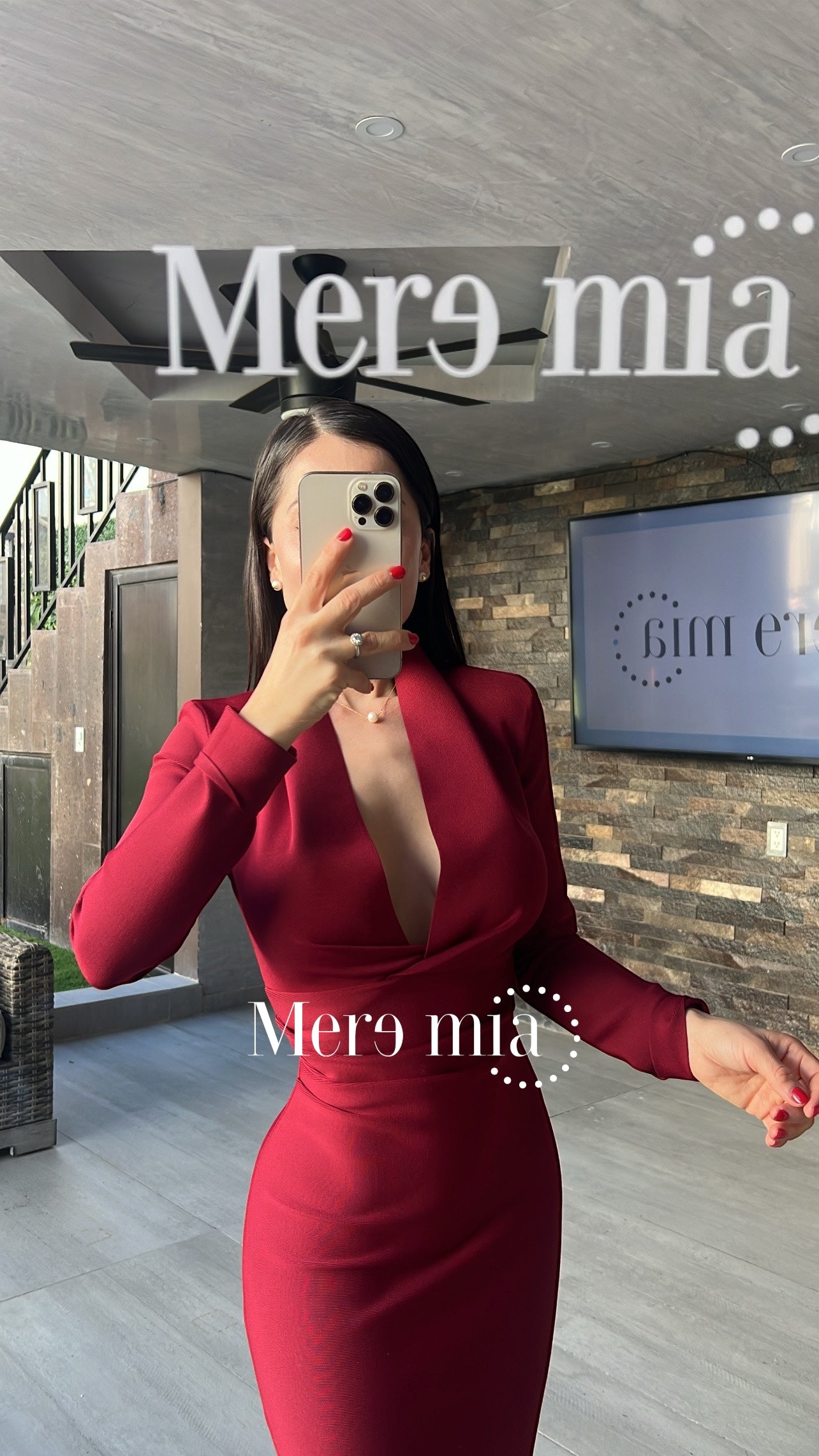 Vestido tinto manga larga