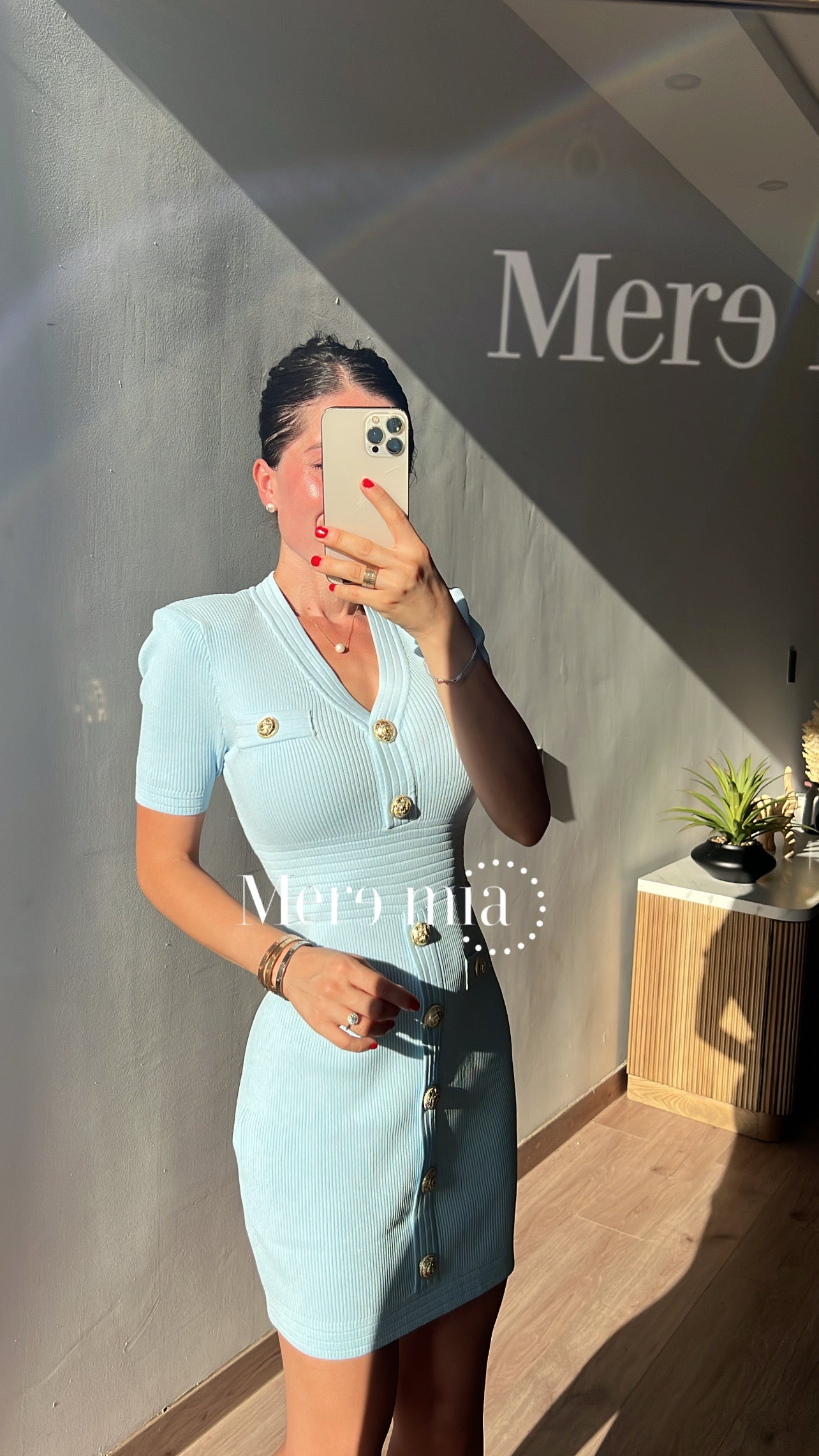 Vestido azul botones V