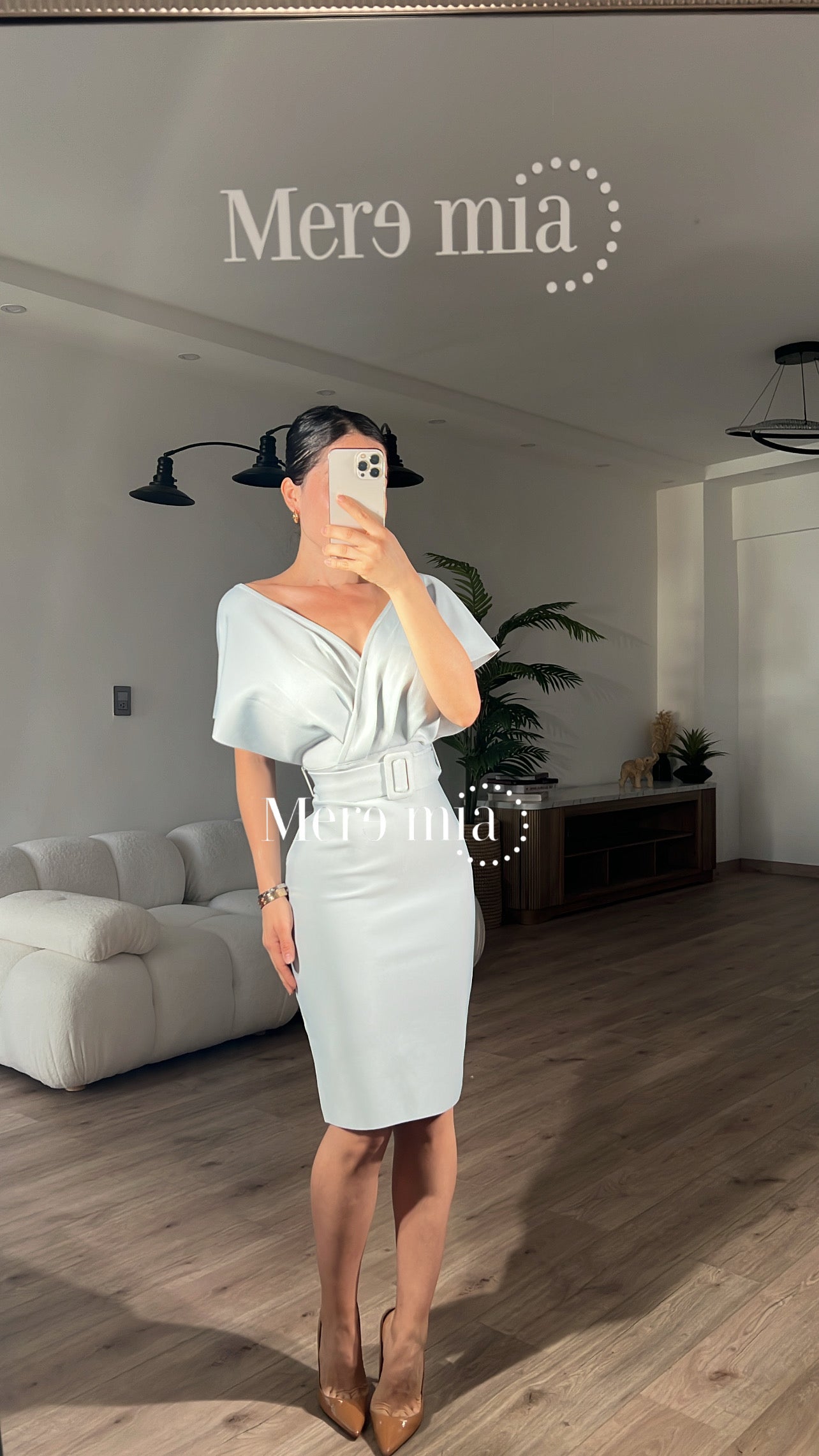 Vestido gris cinto