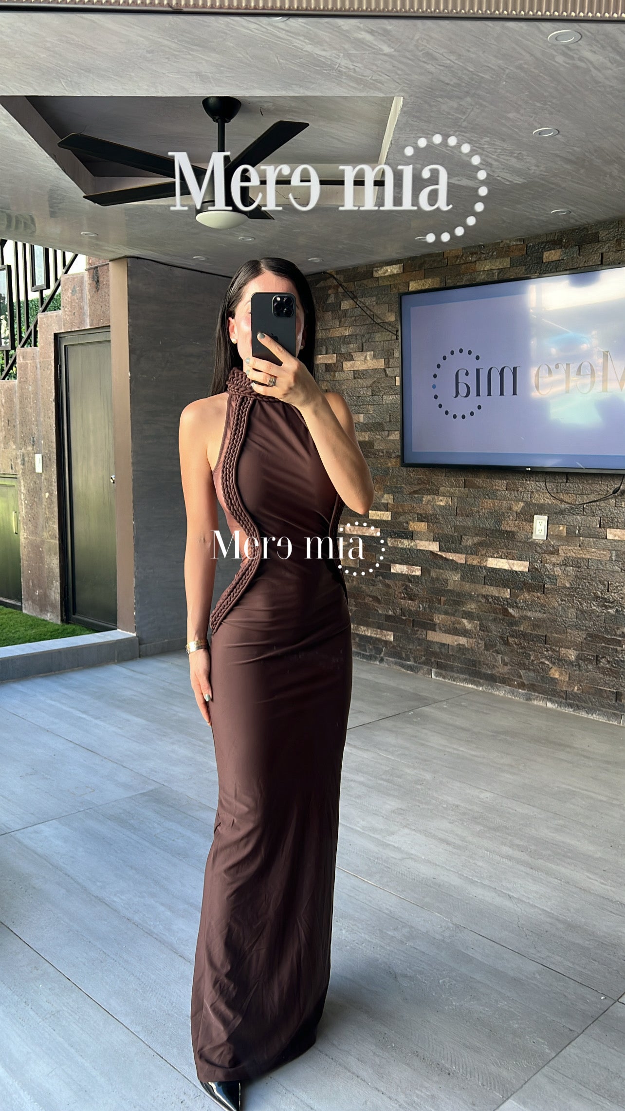 Vestido cafe cuello tren