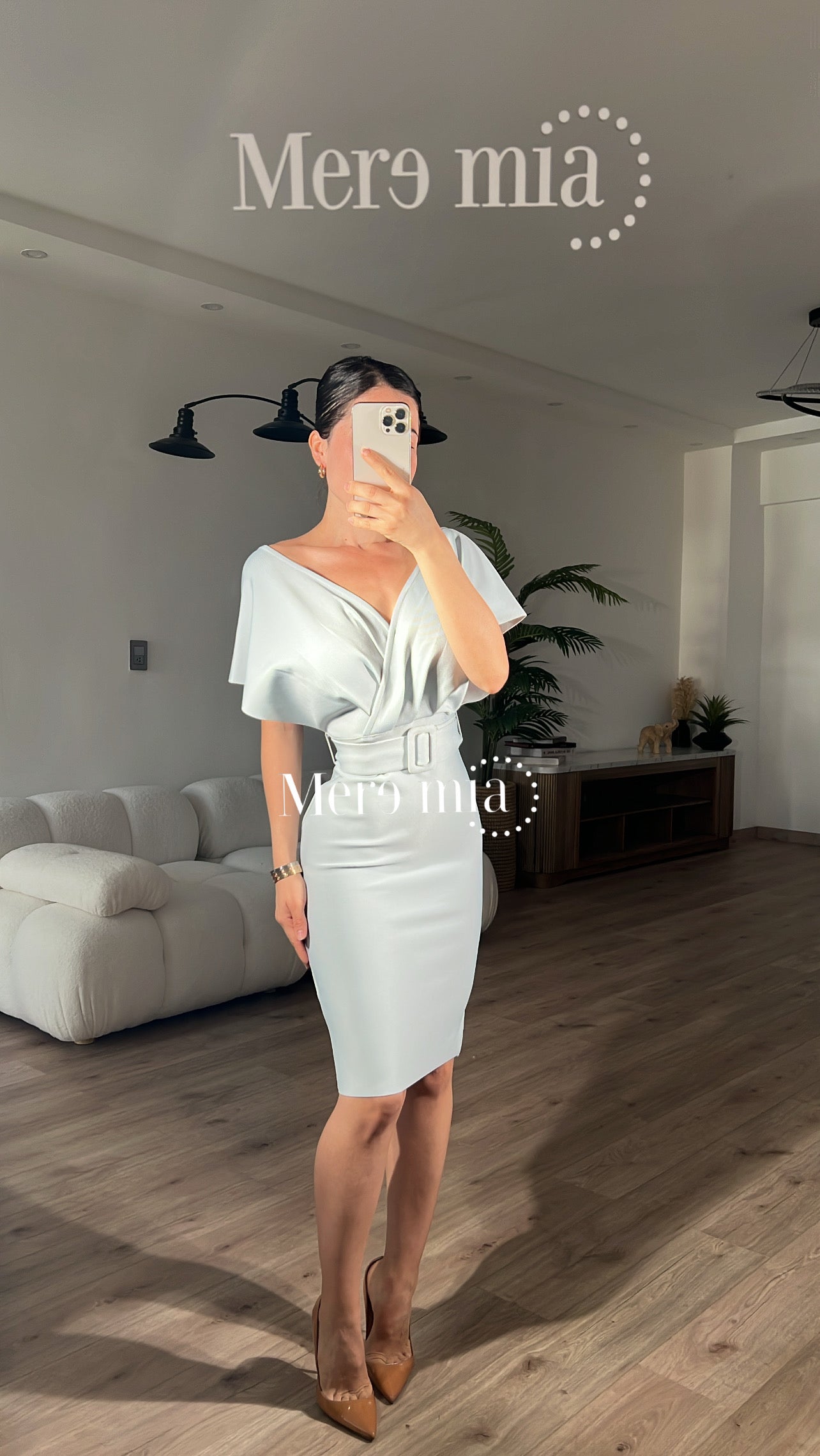 Vestido gris cinto