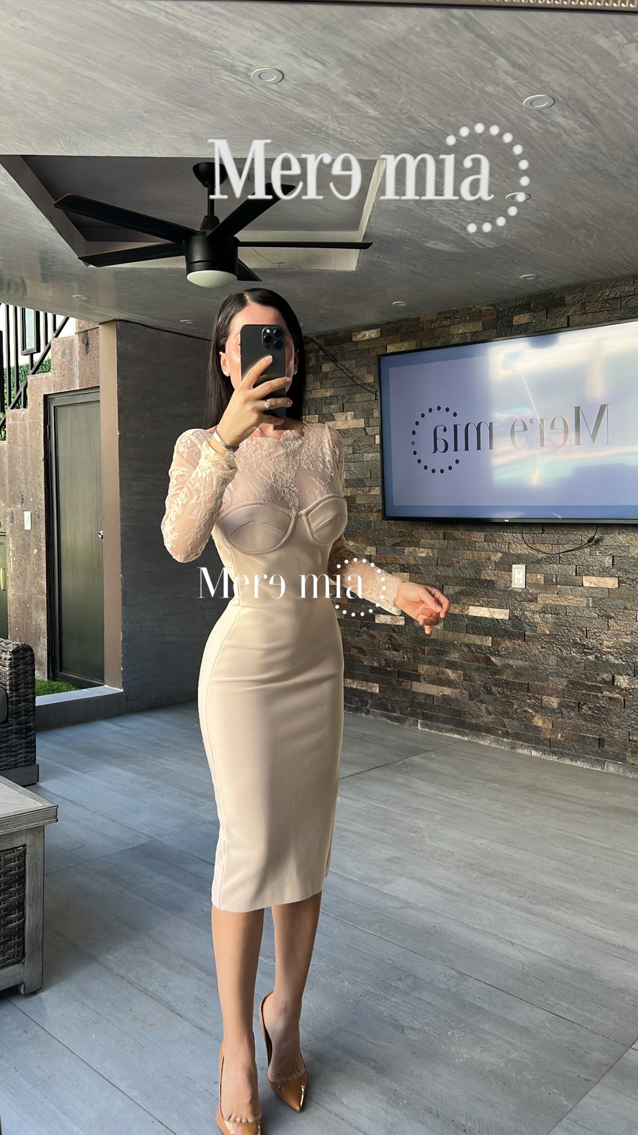 Vestido beige encaje