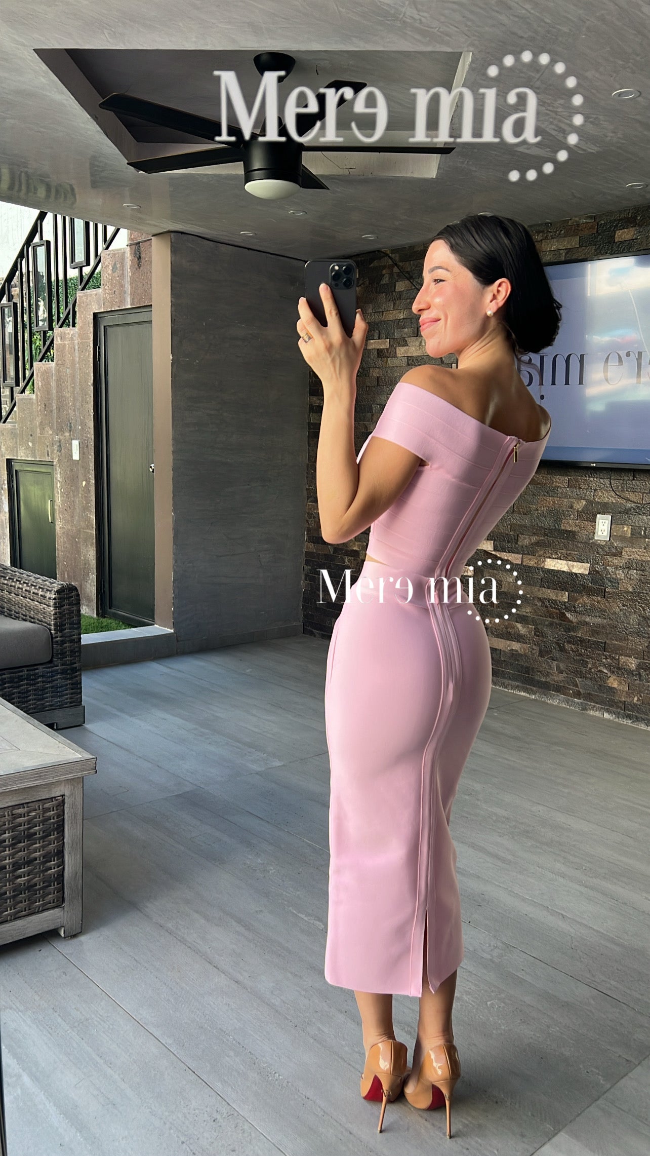 Crop top rosa hombros