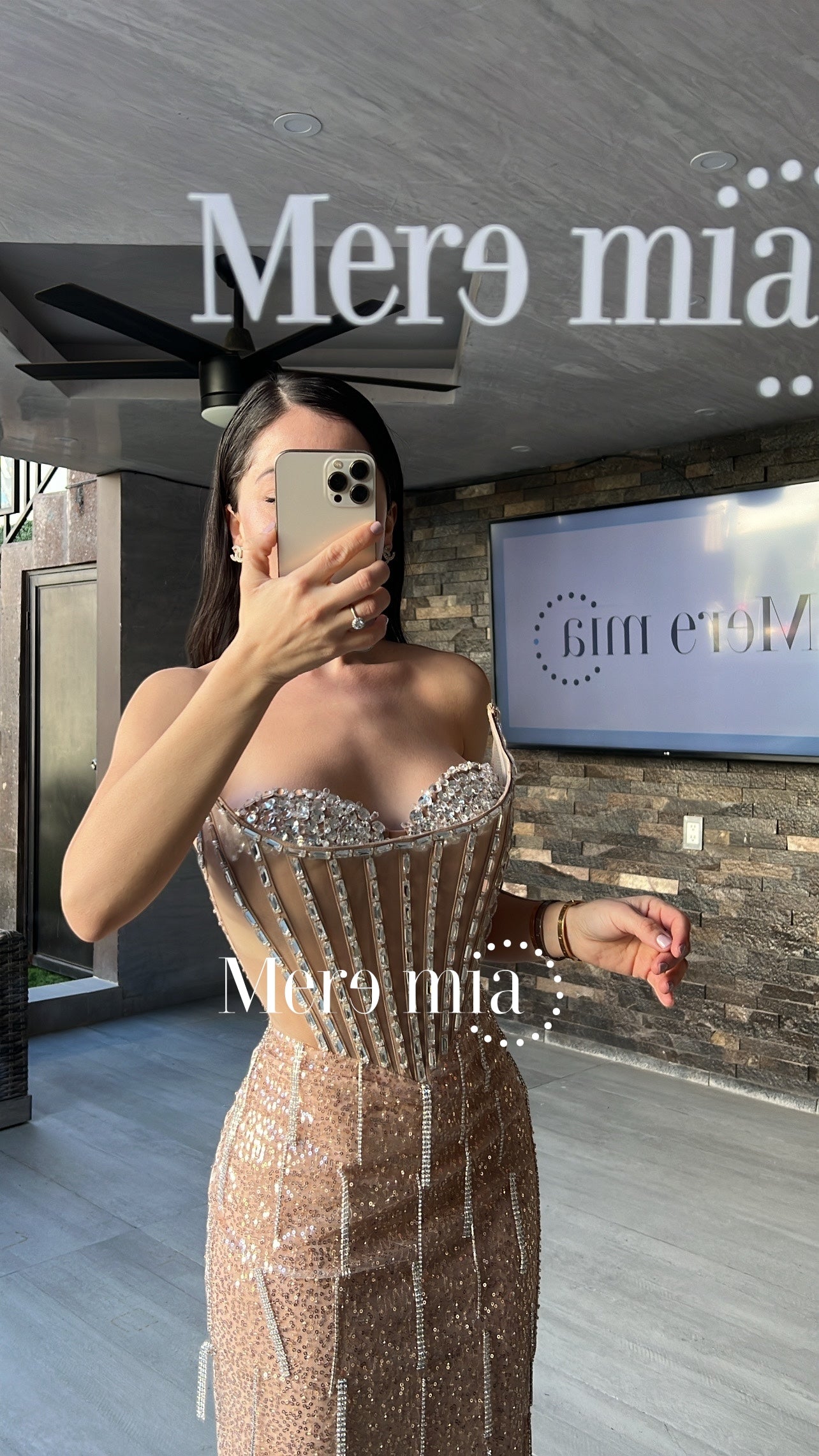 Vestido nude apl plata