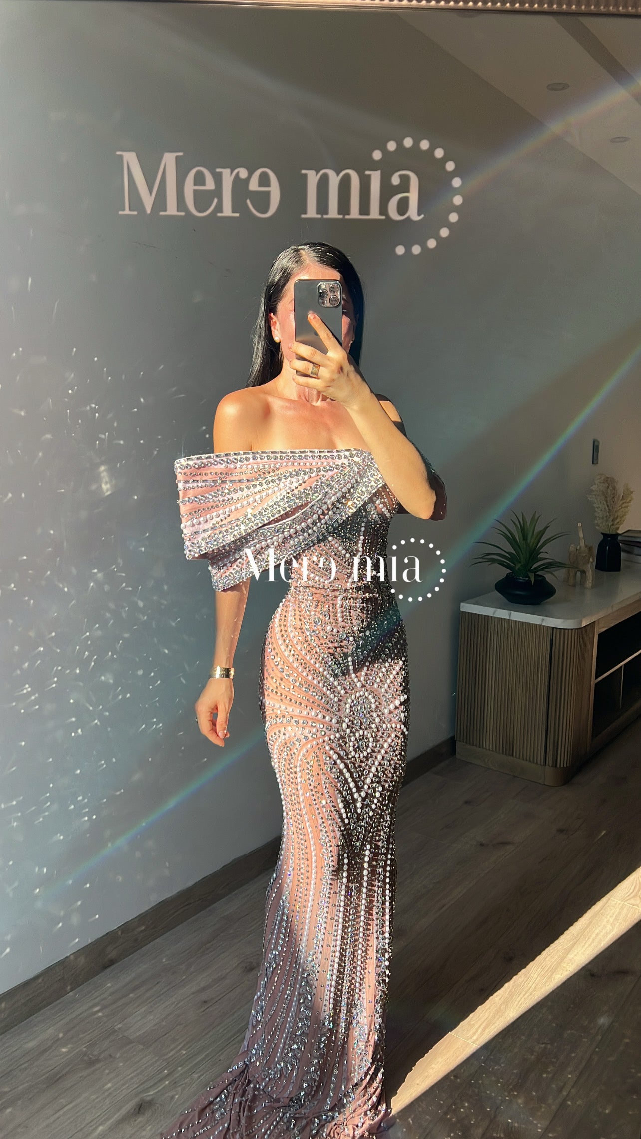 Vestido hombros transparente