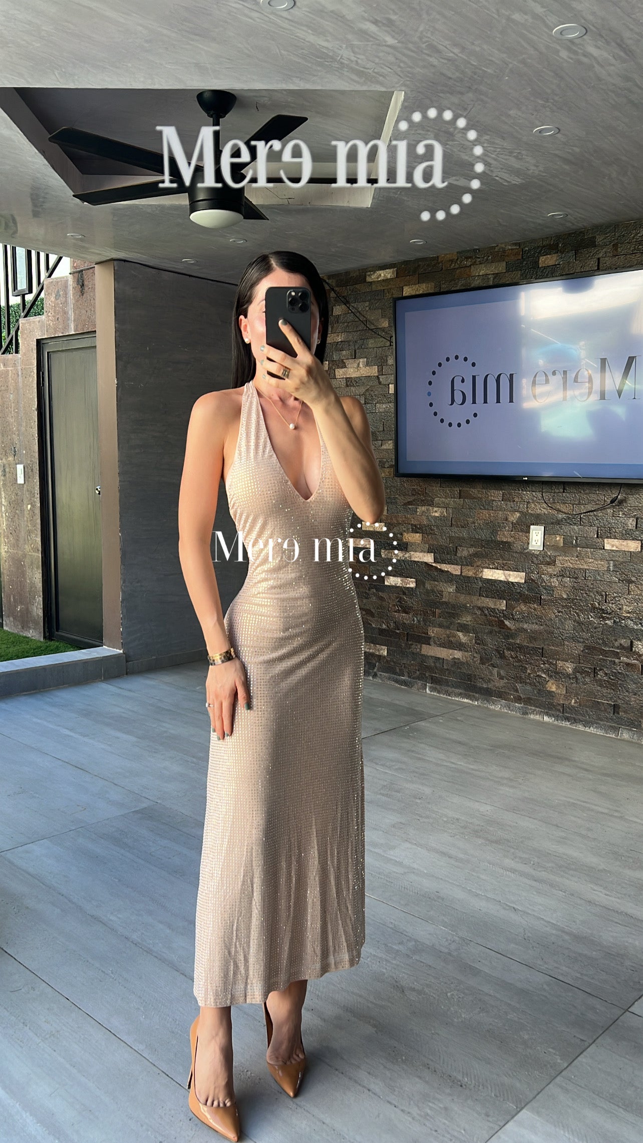 Vestido beige espalda