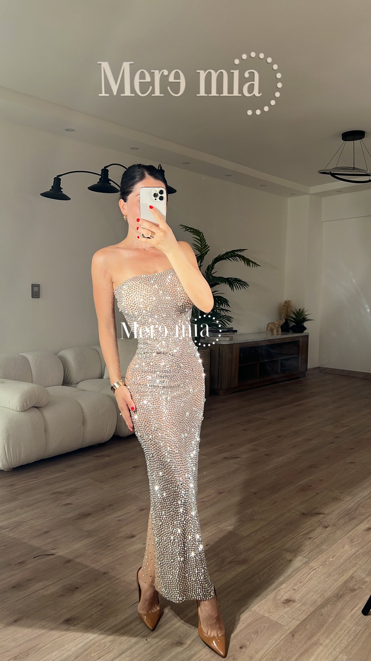 Vestido nude puntos