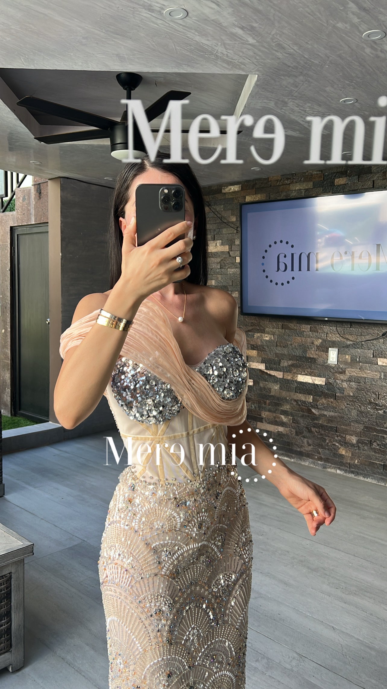 Vestido tul mel hombros