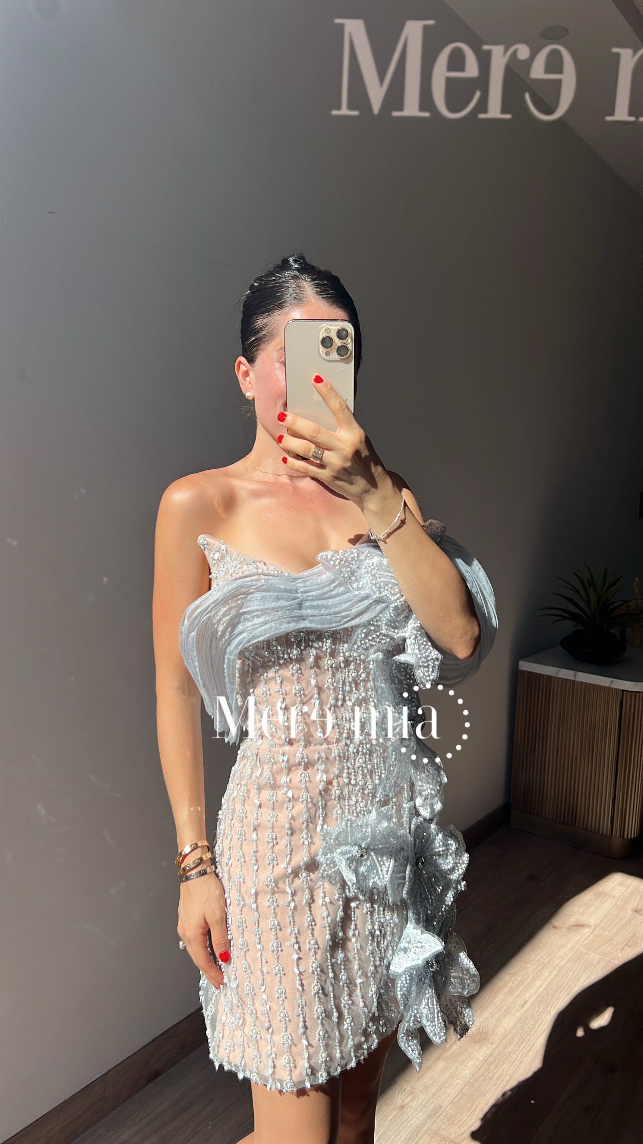 Vestido flor tul gris