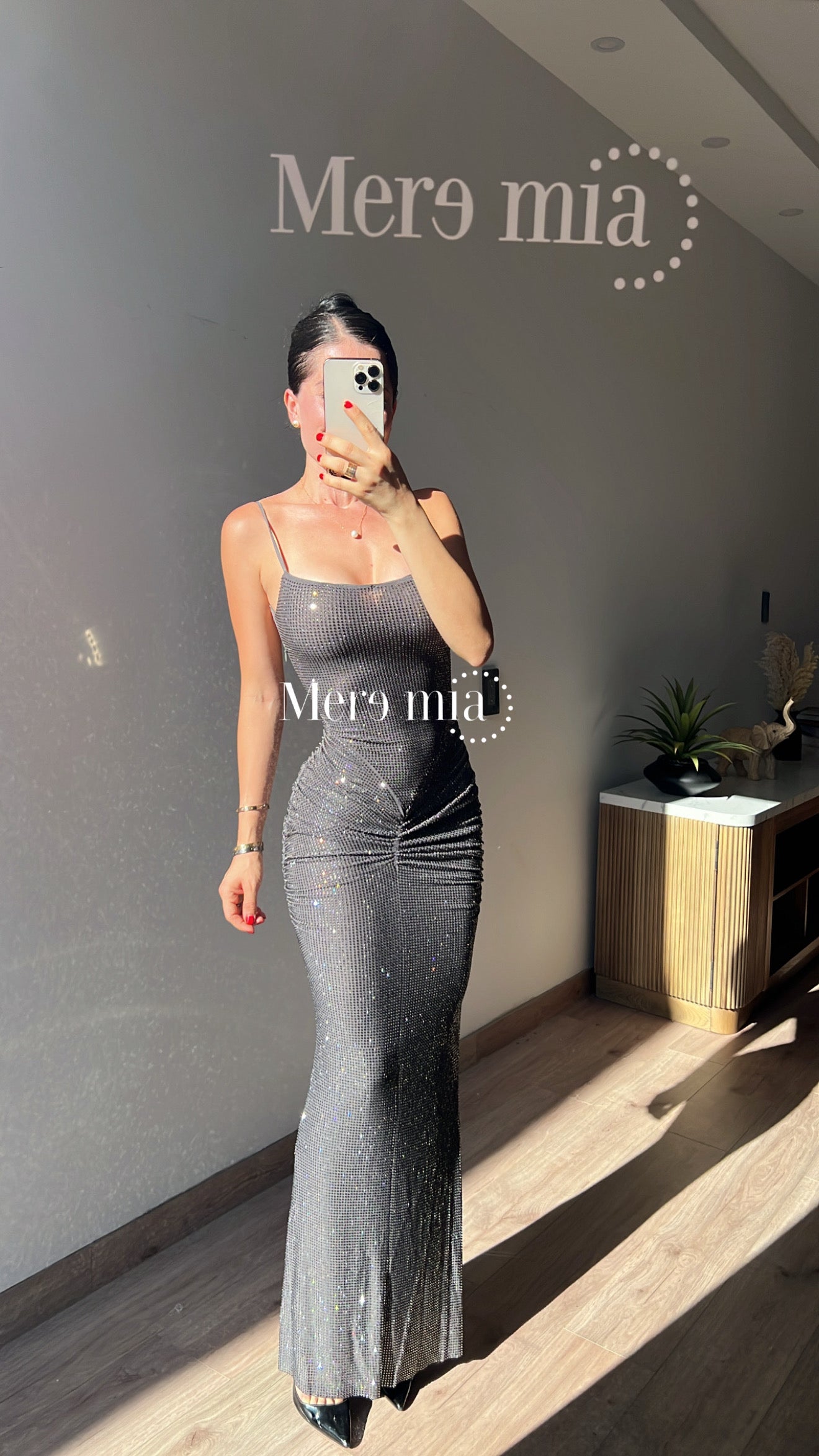 Vestido gris puntos nudo