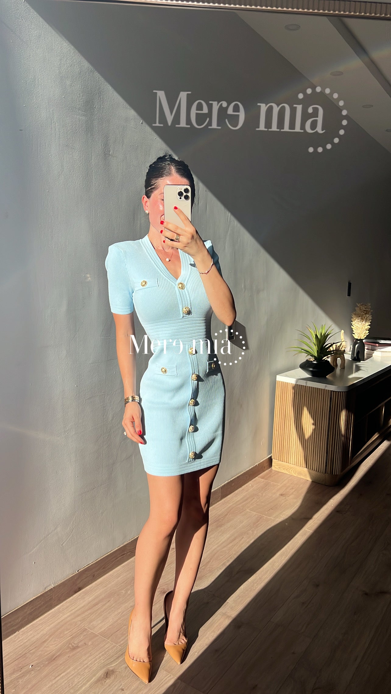 Vestido azul botones V