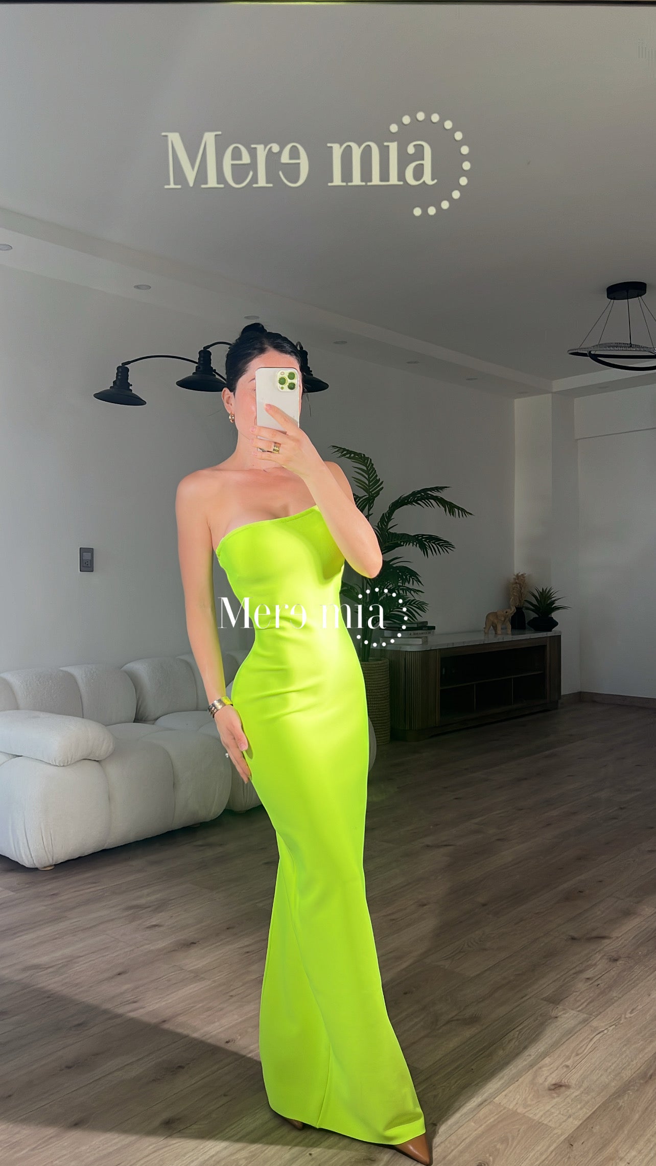 Vestido fosfo strapples liso
