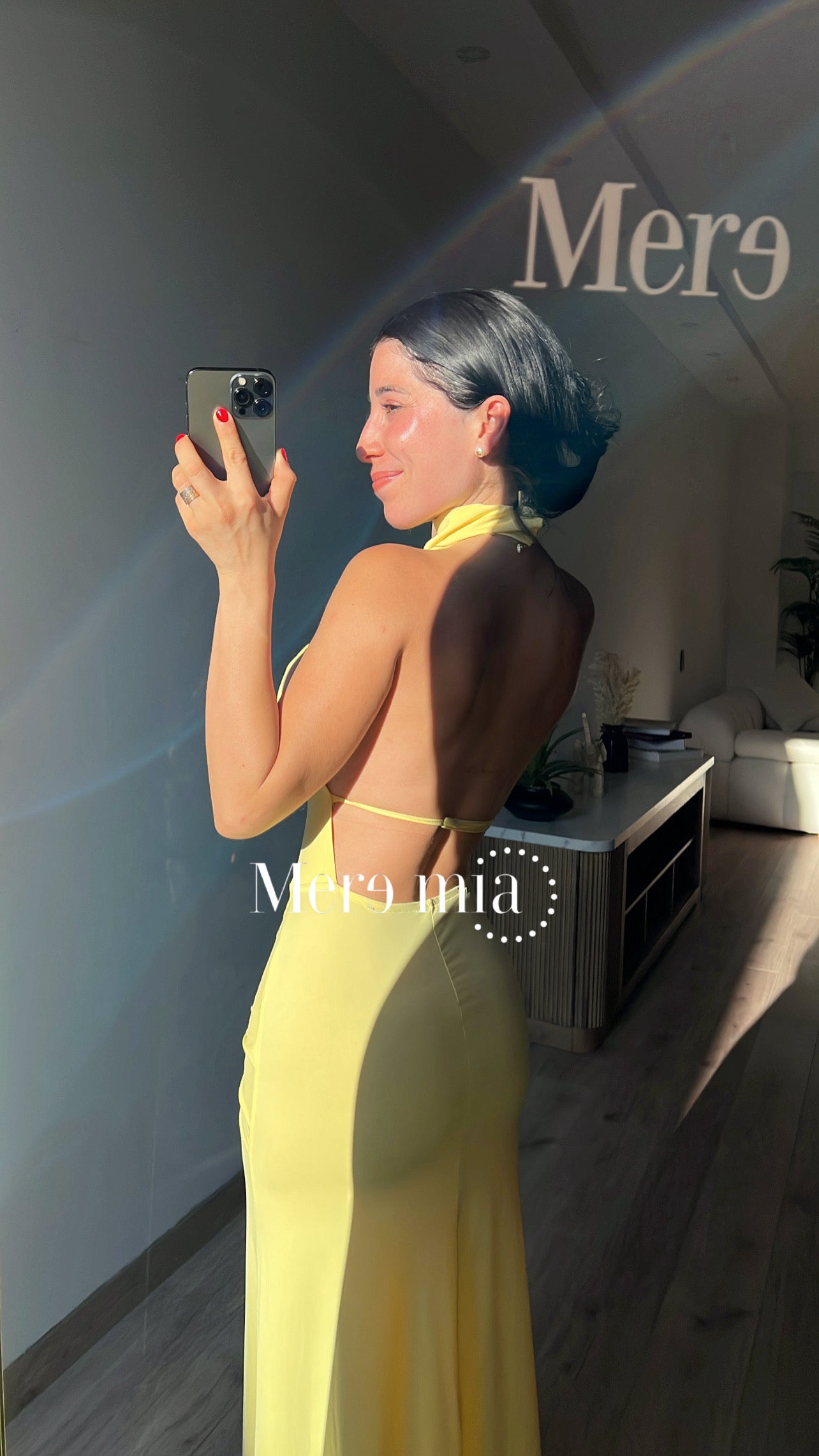 Vestido amarillo nudo espalda