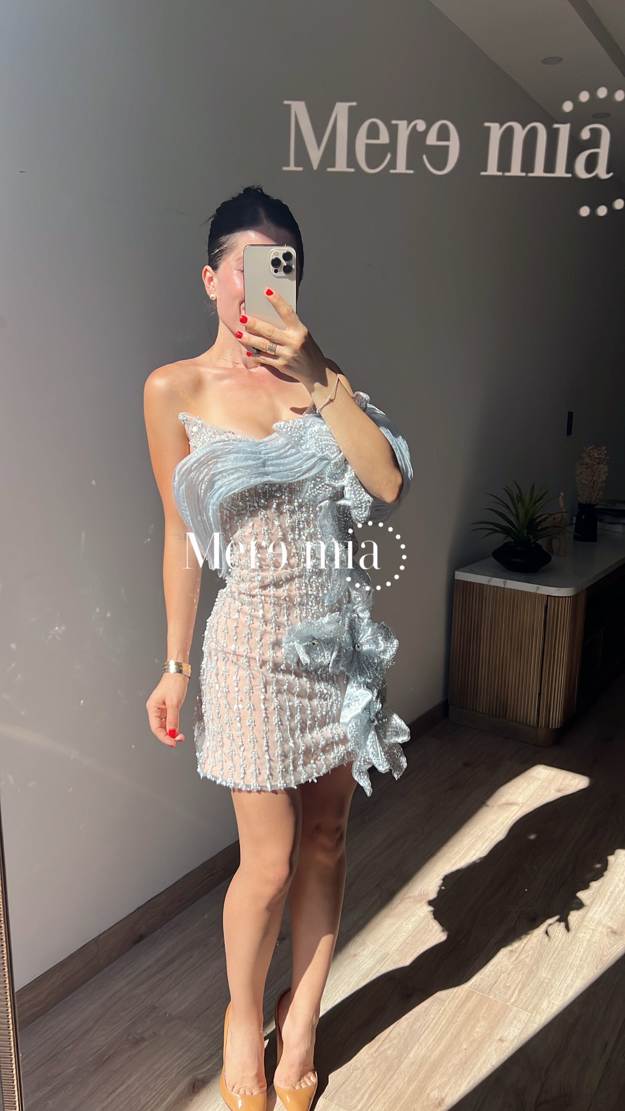 Vestido flor tul gris