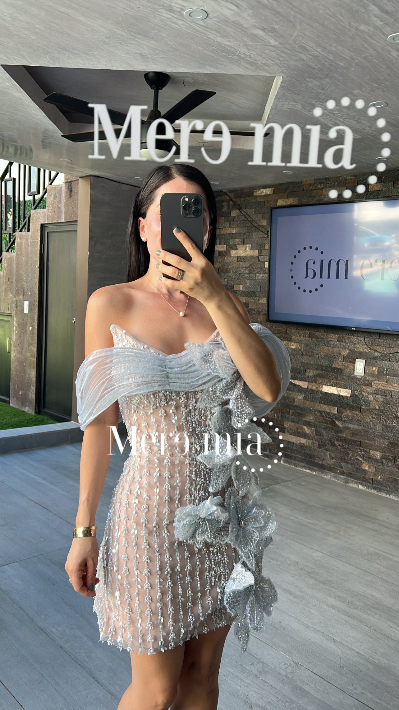 Vestido flor tul gris