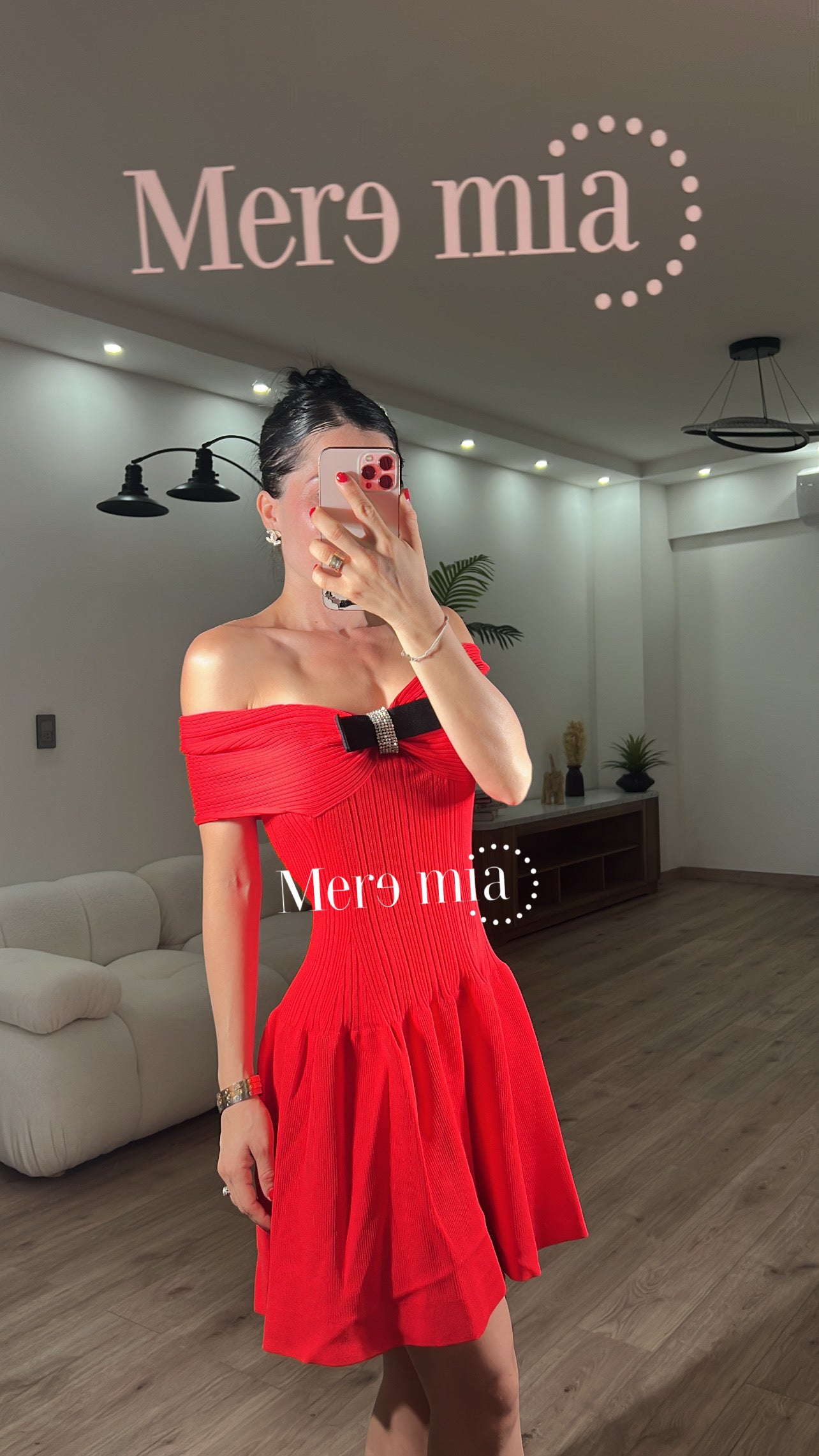 Vestido rojo moño hombros