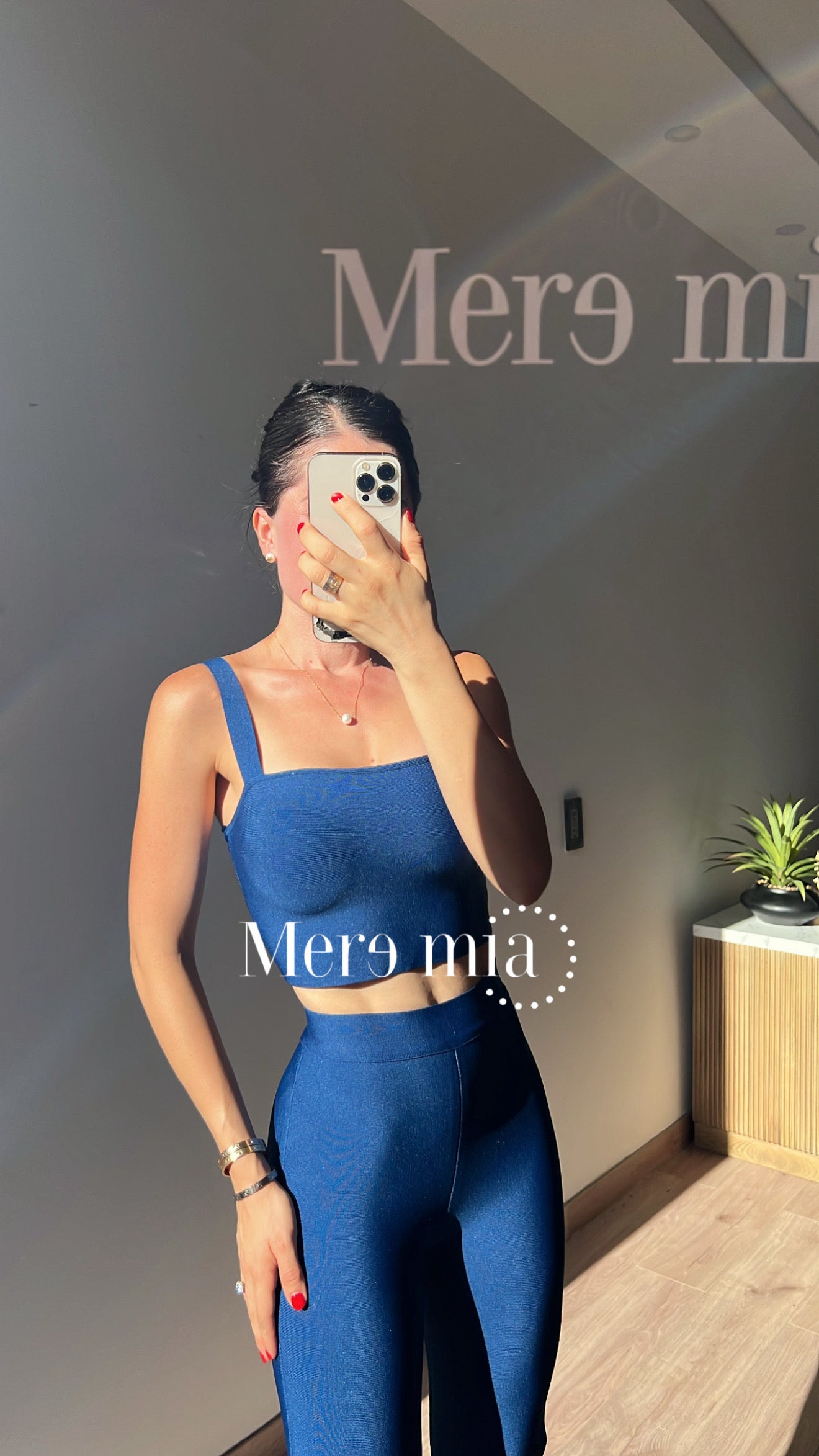 Top azul marino