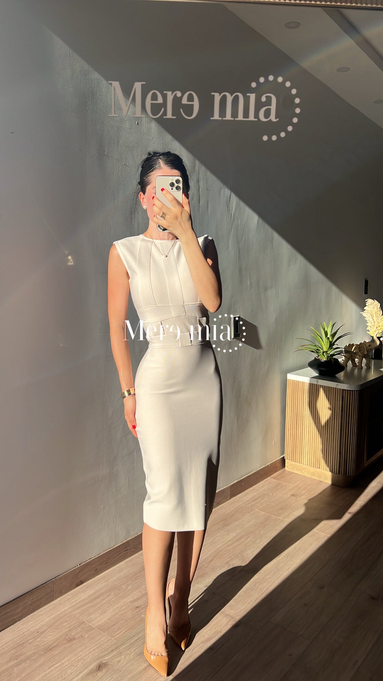 Vestido nude liso