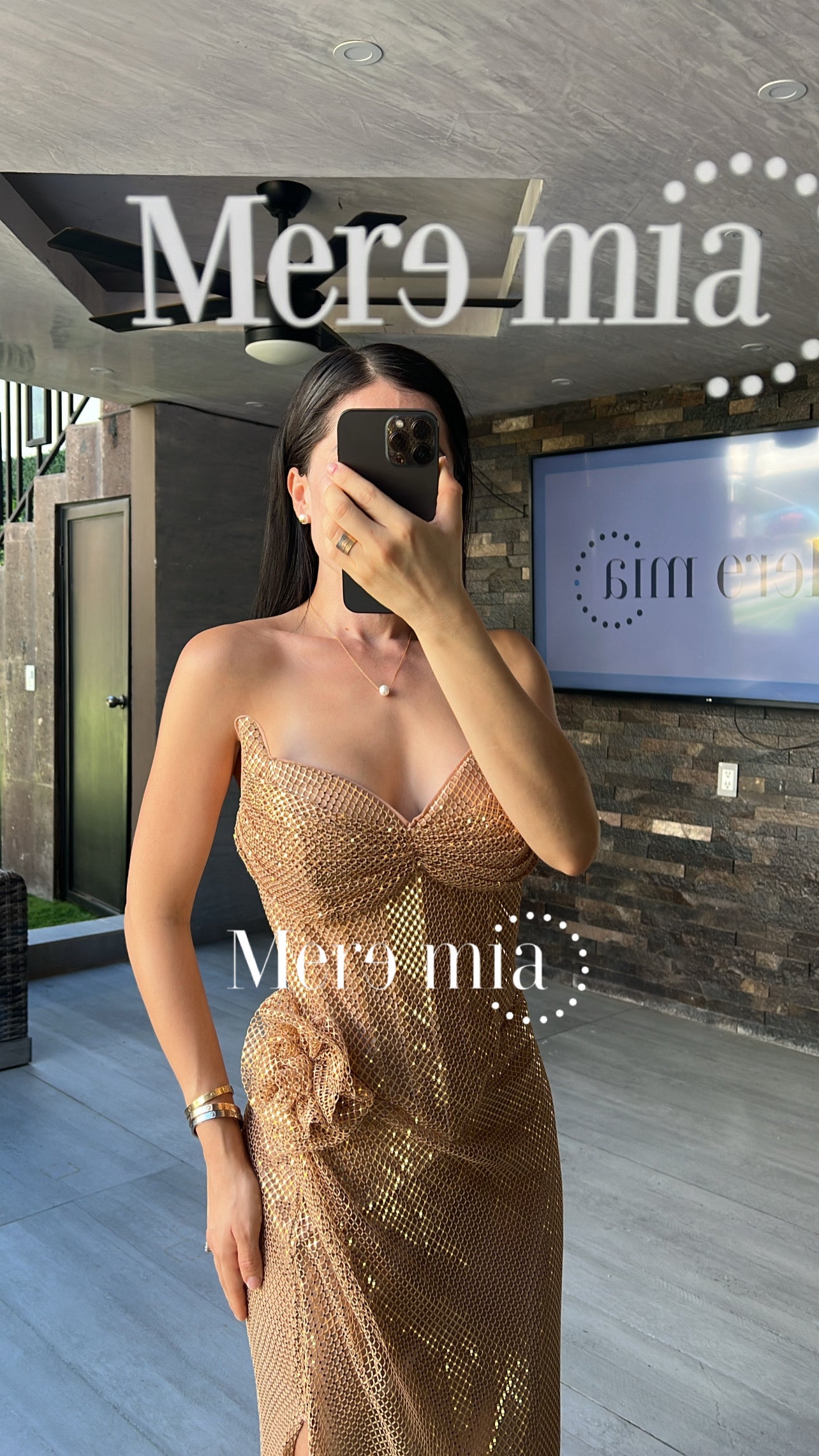 Vestido puntos cobre