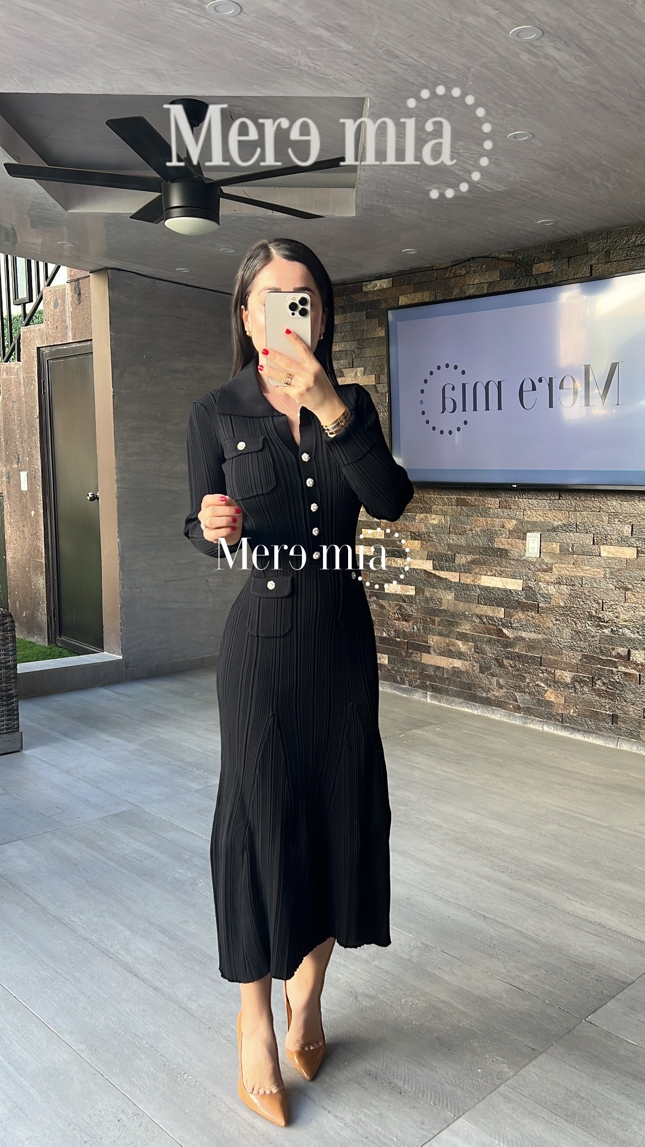 Vestido negro rayado cuello