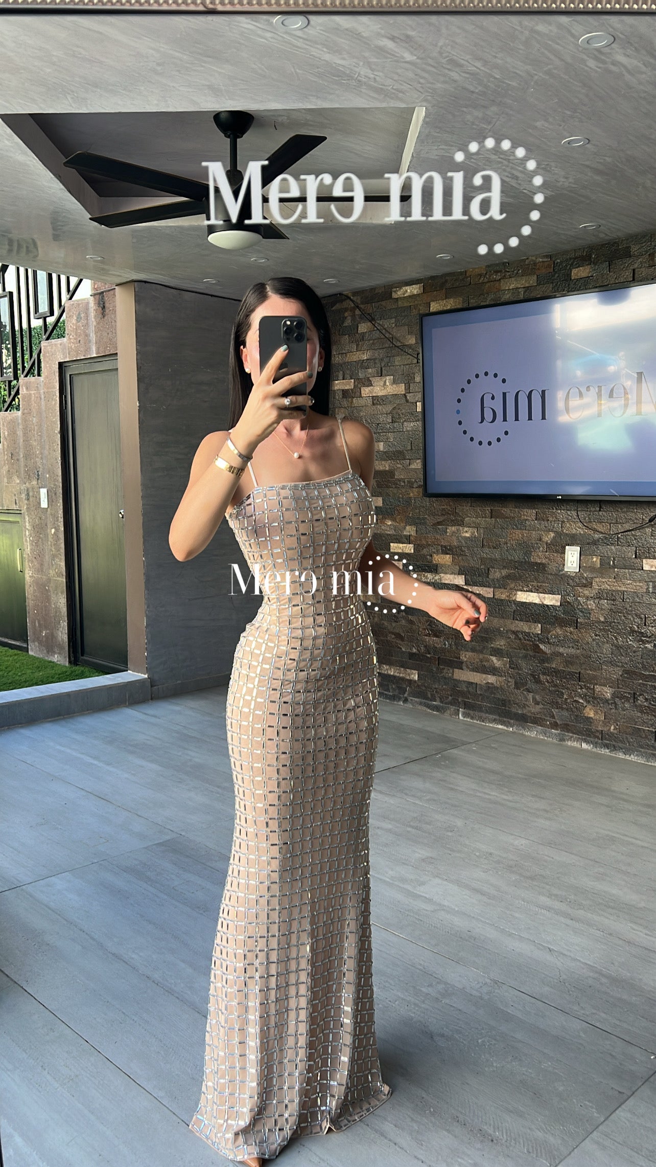 Vestido nude cuadros