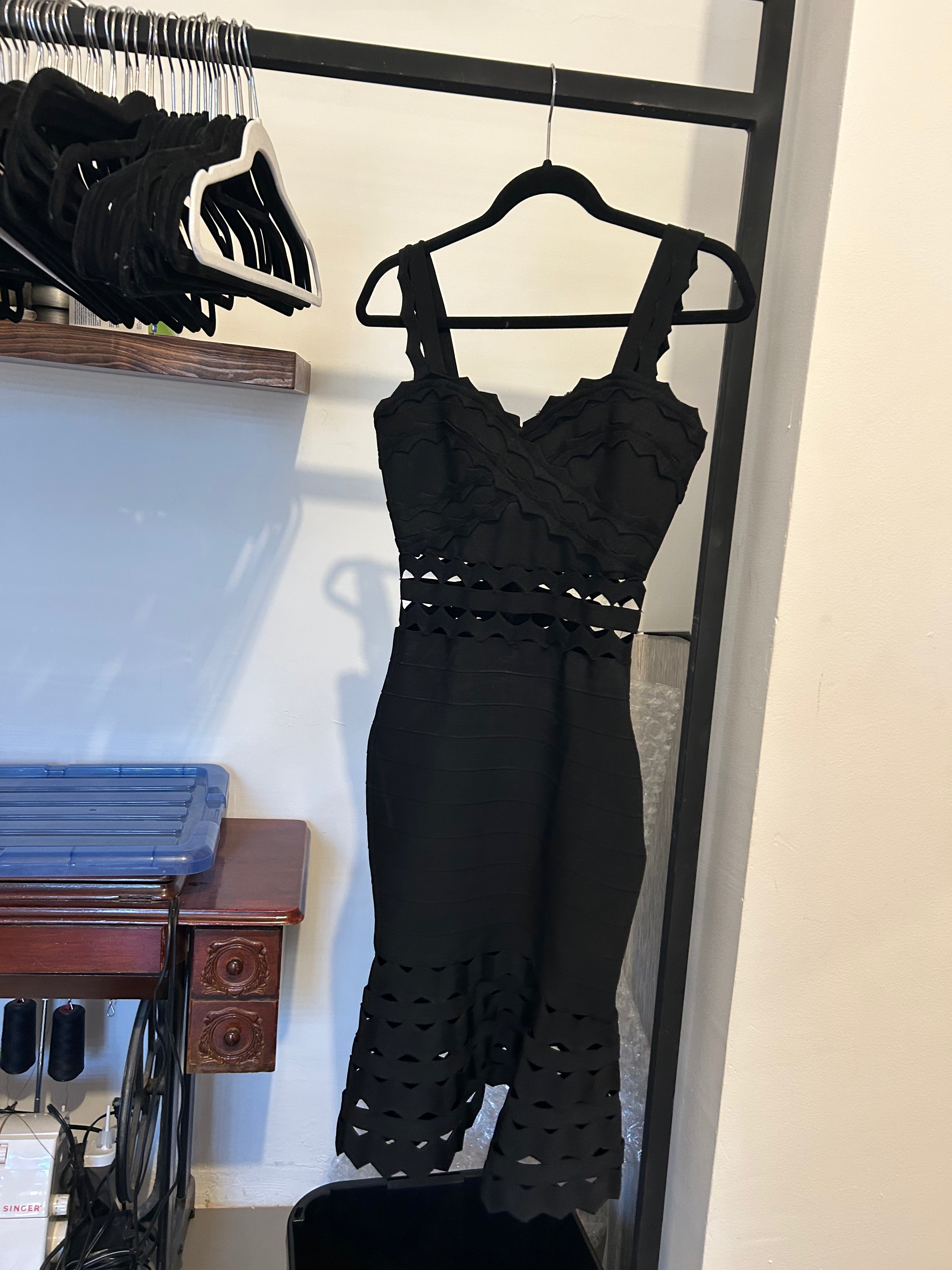 Vestido negro tirantes
